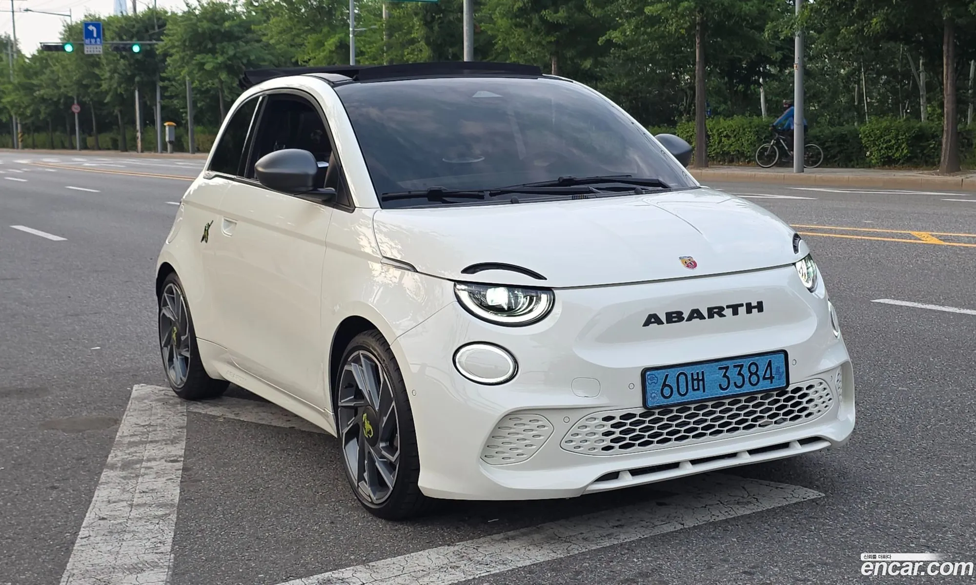 Fiat 500e 2024 — 8