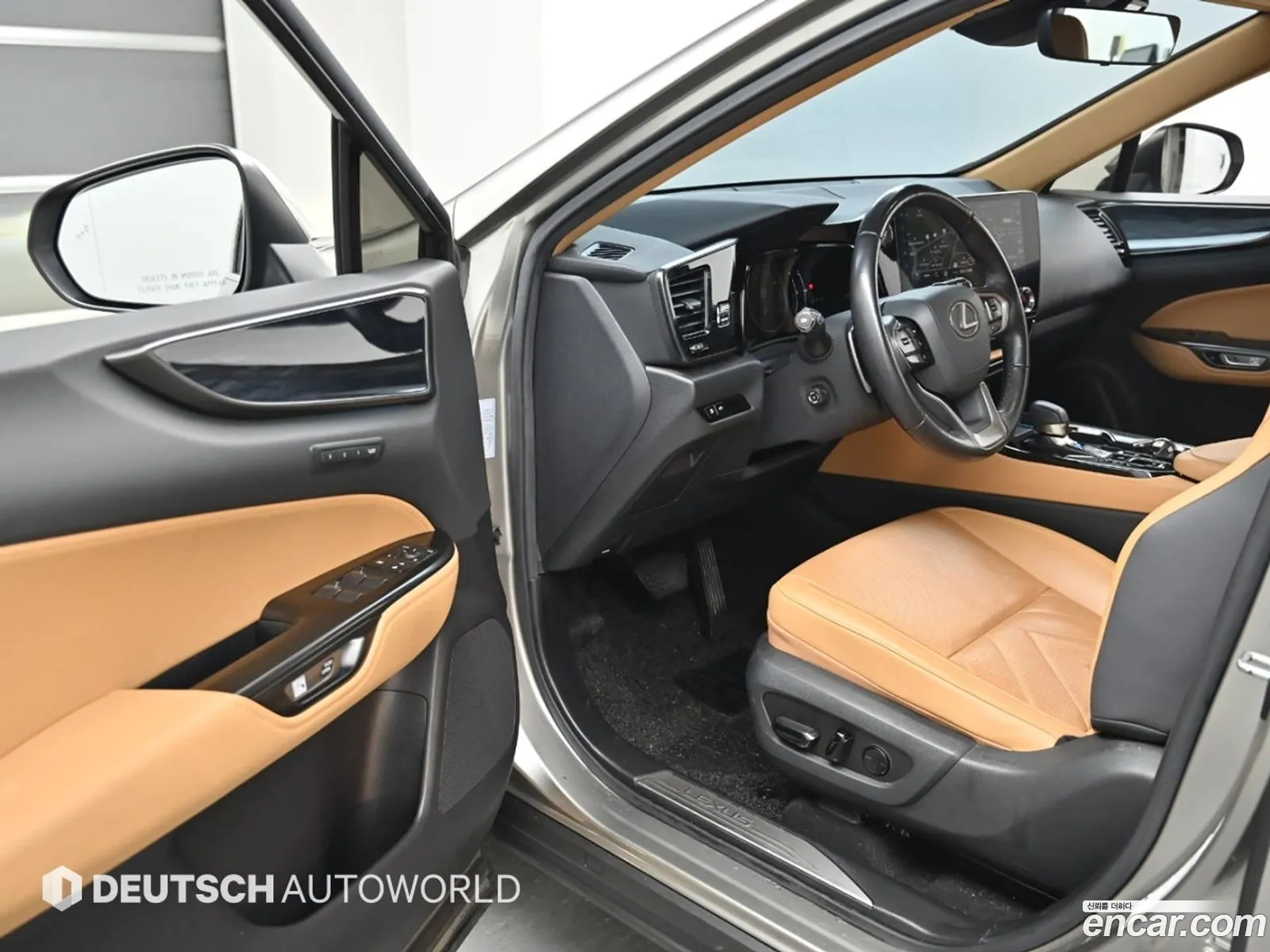 Lexus NX350h 2022 — 9