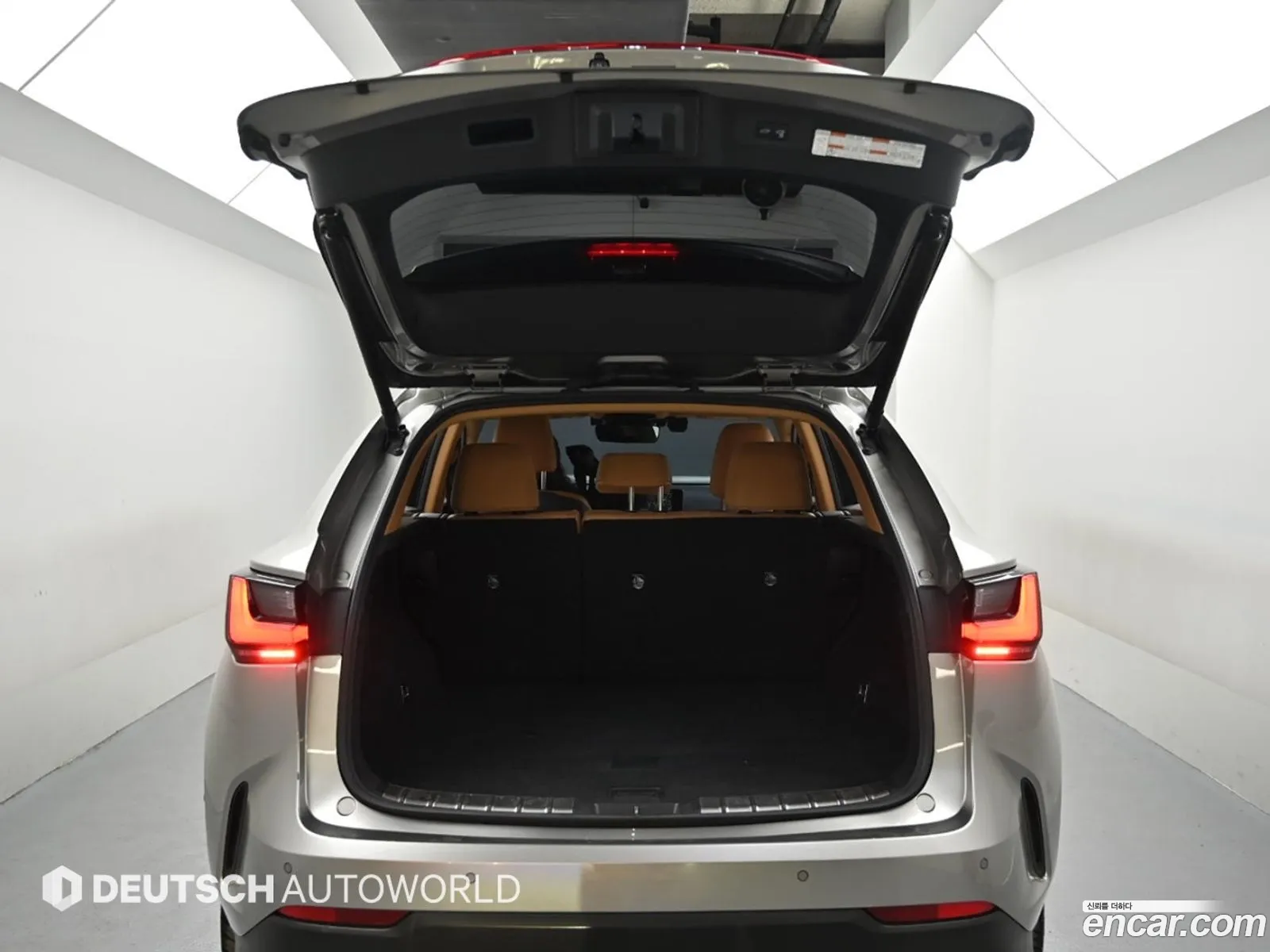Lexus NX350h 2022 — 8