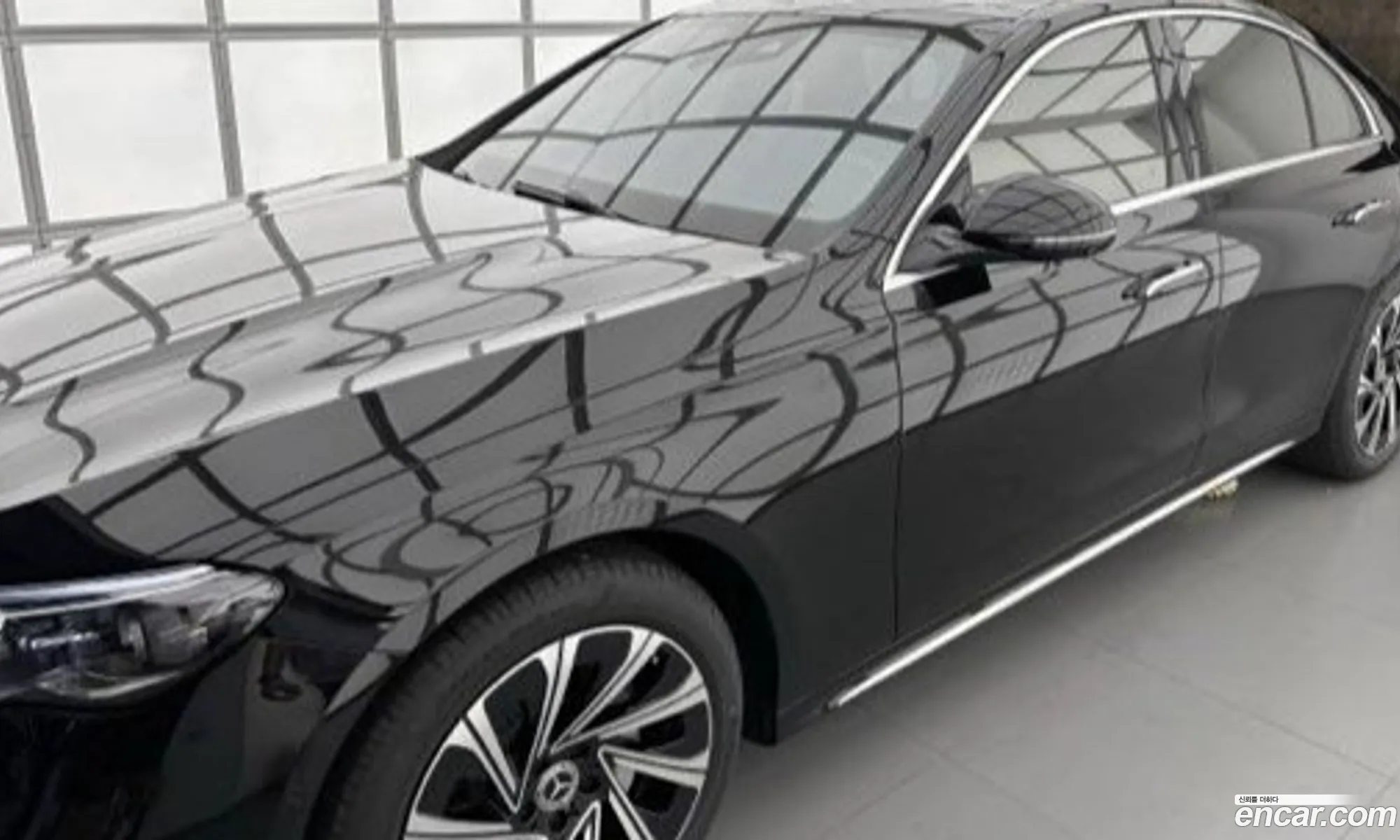 Mercedes-Benz E-Class W214 2024 — 11