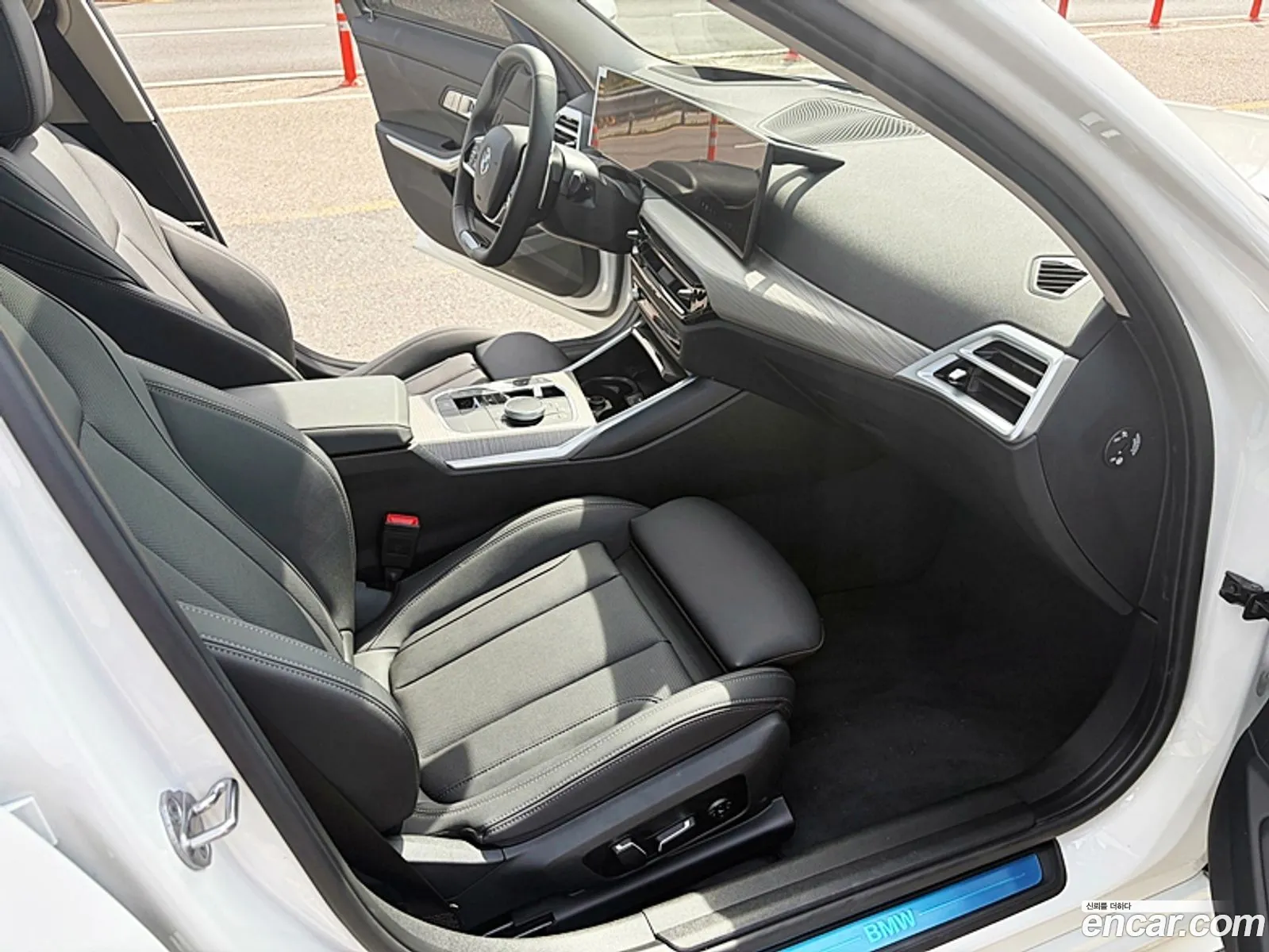 BMW 3 Series 2025 — 9