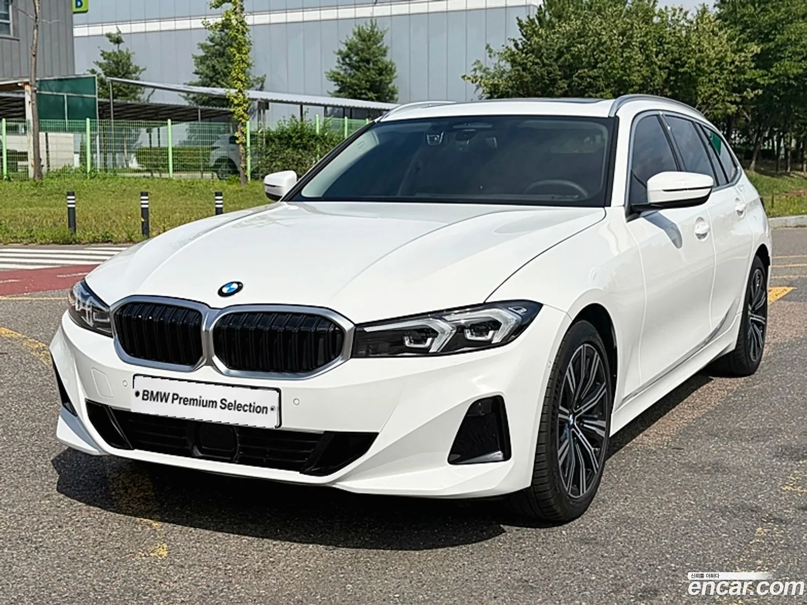 BMW 3 Series 2025 — 19