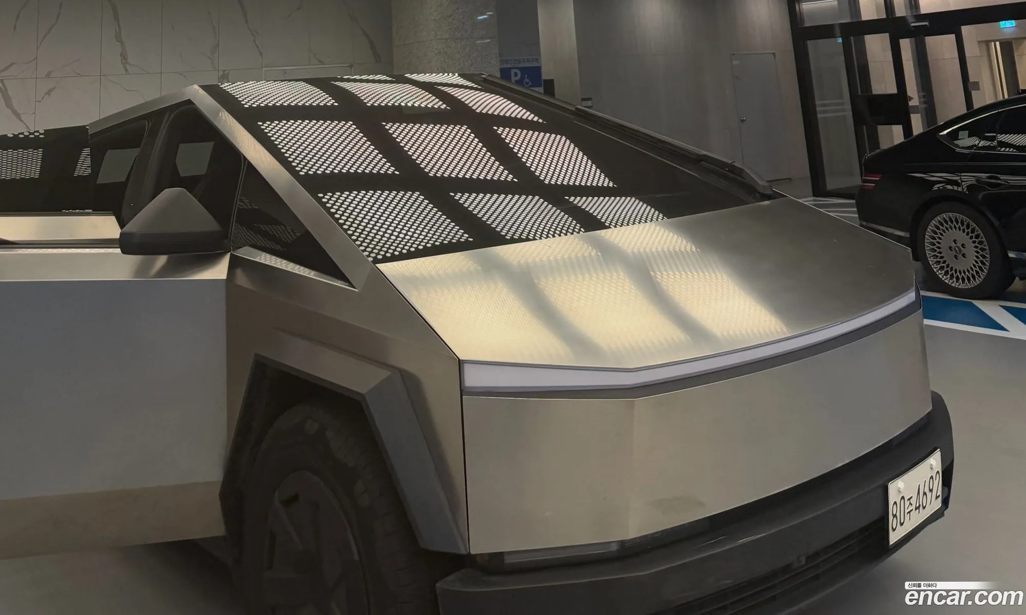 Tesla Cybertruck
