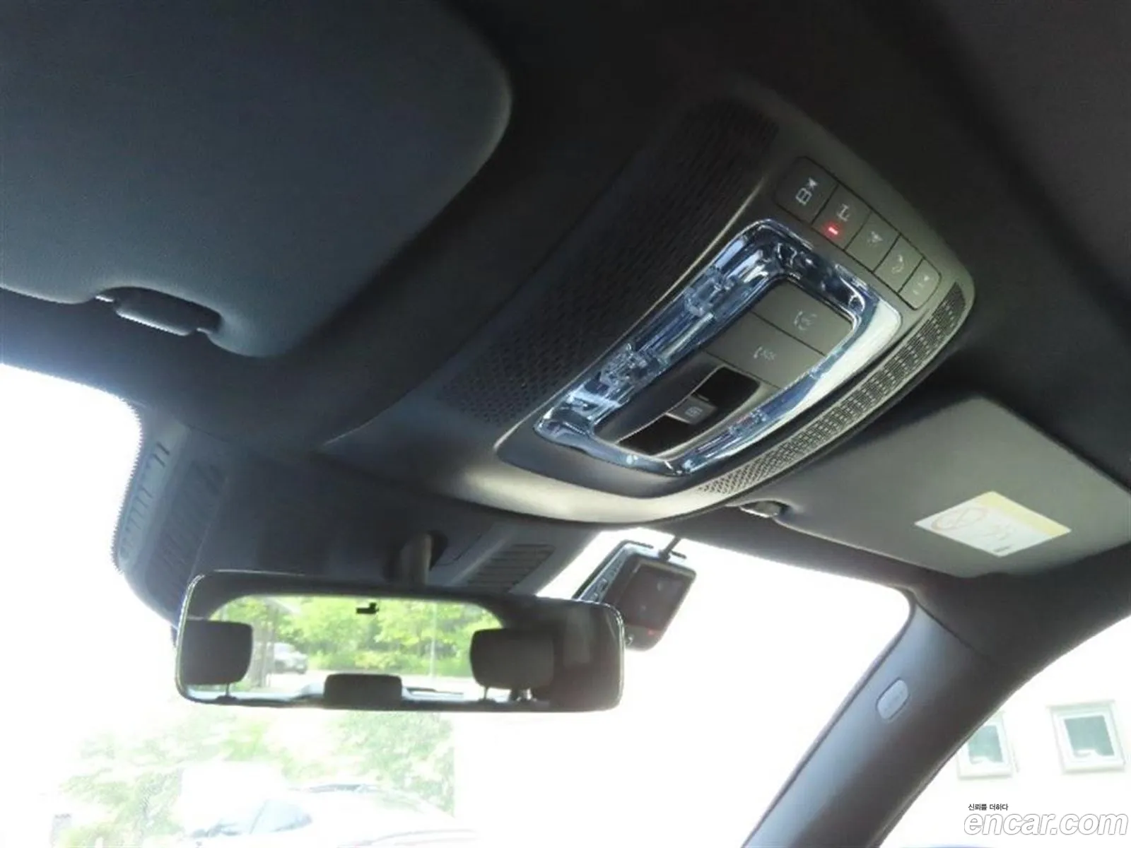 Mercedes-Benz GLB-Class X247 2023 — 17