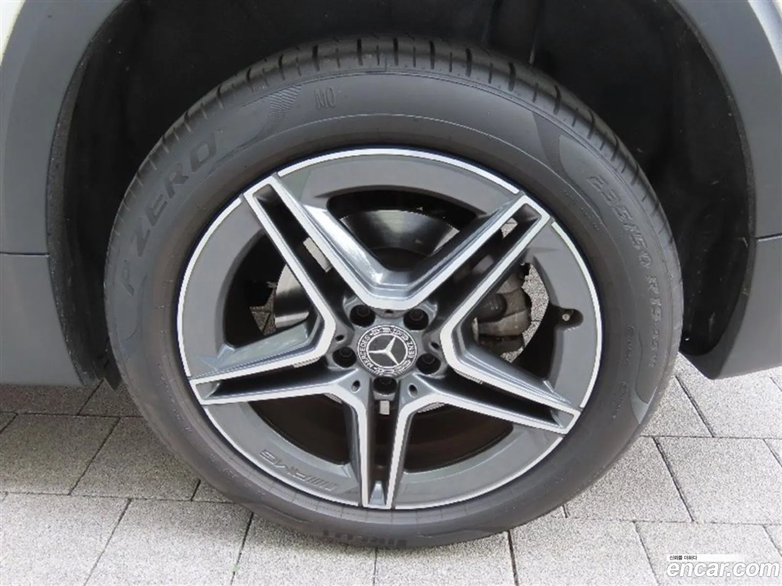 Mercedes-Benz GLB-Class X247 2023 — 18