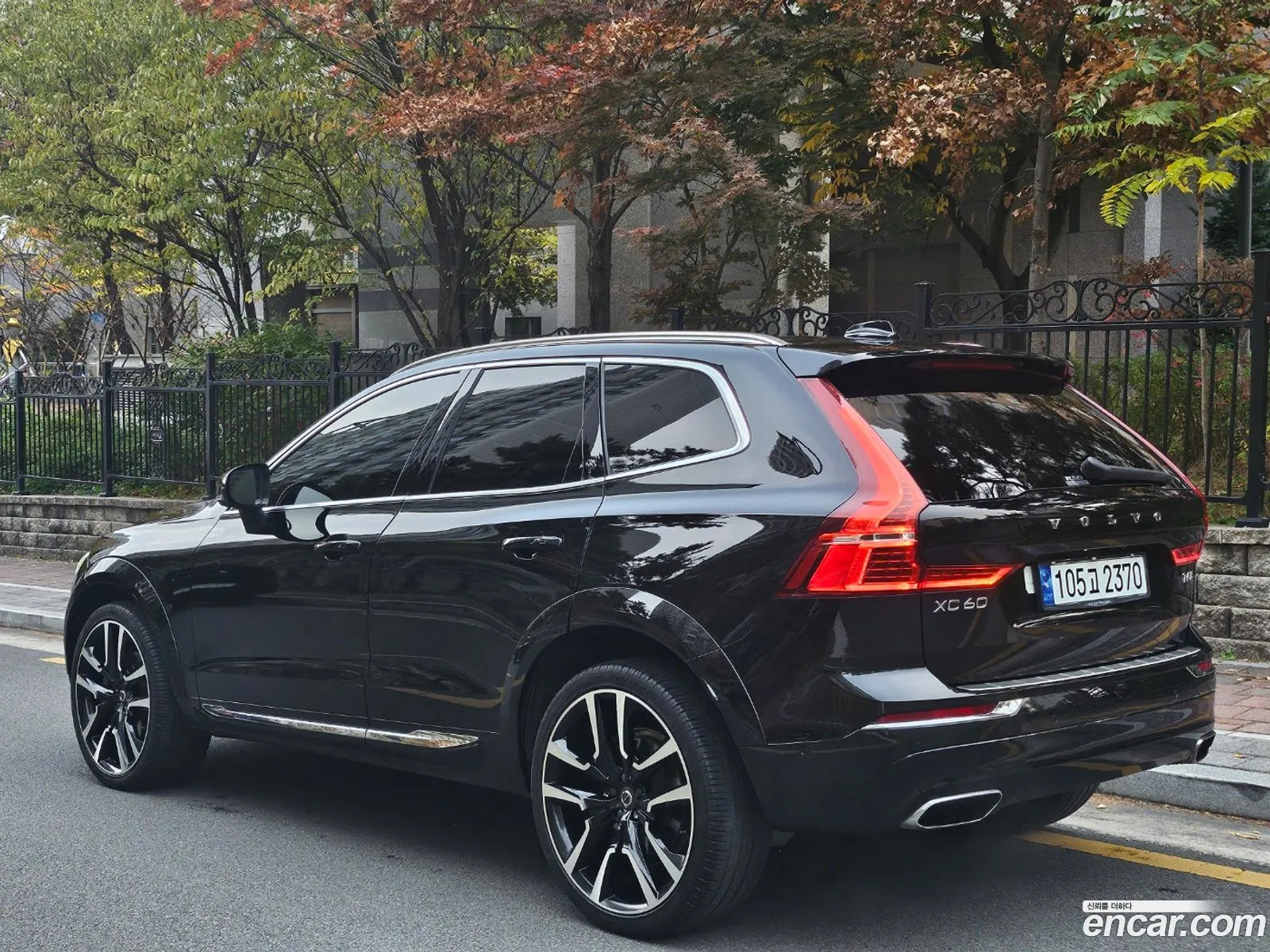 Volvo XC60 2018 — 17