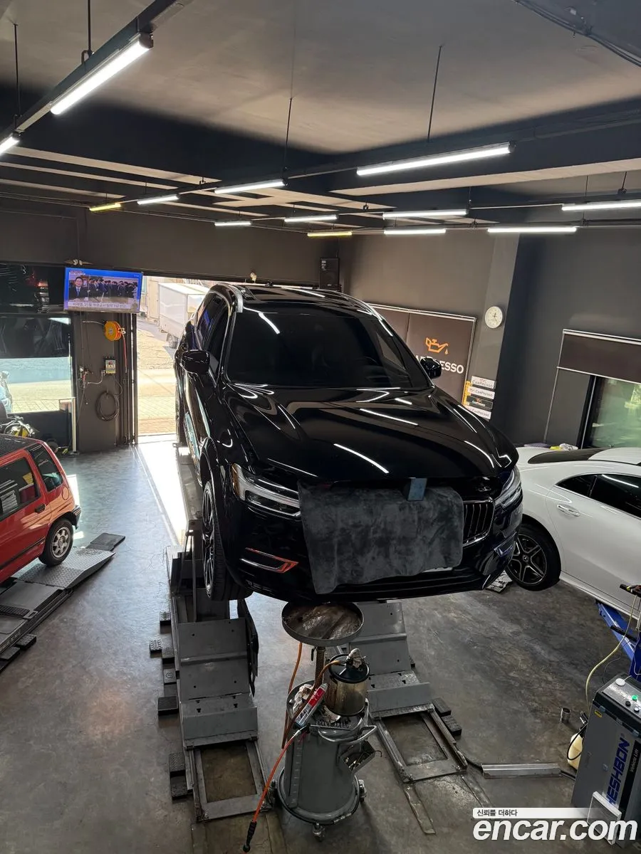 Volvo XC60 2018 — 10