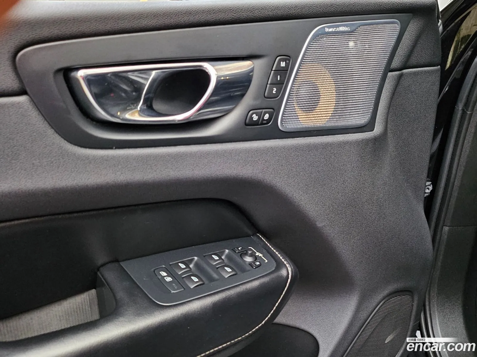 Volvo XC60 2018 — 3