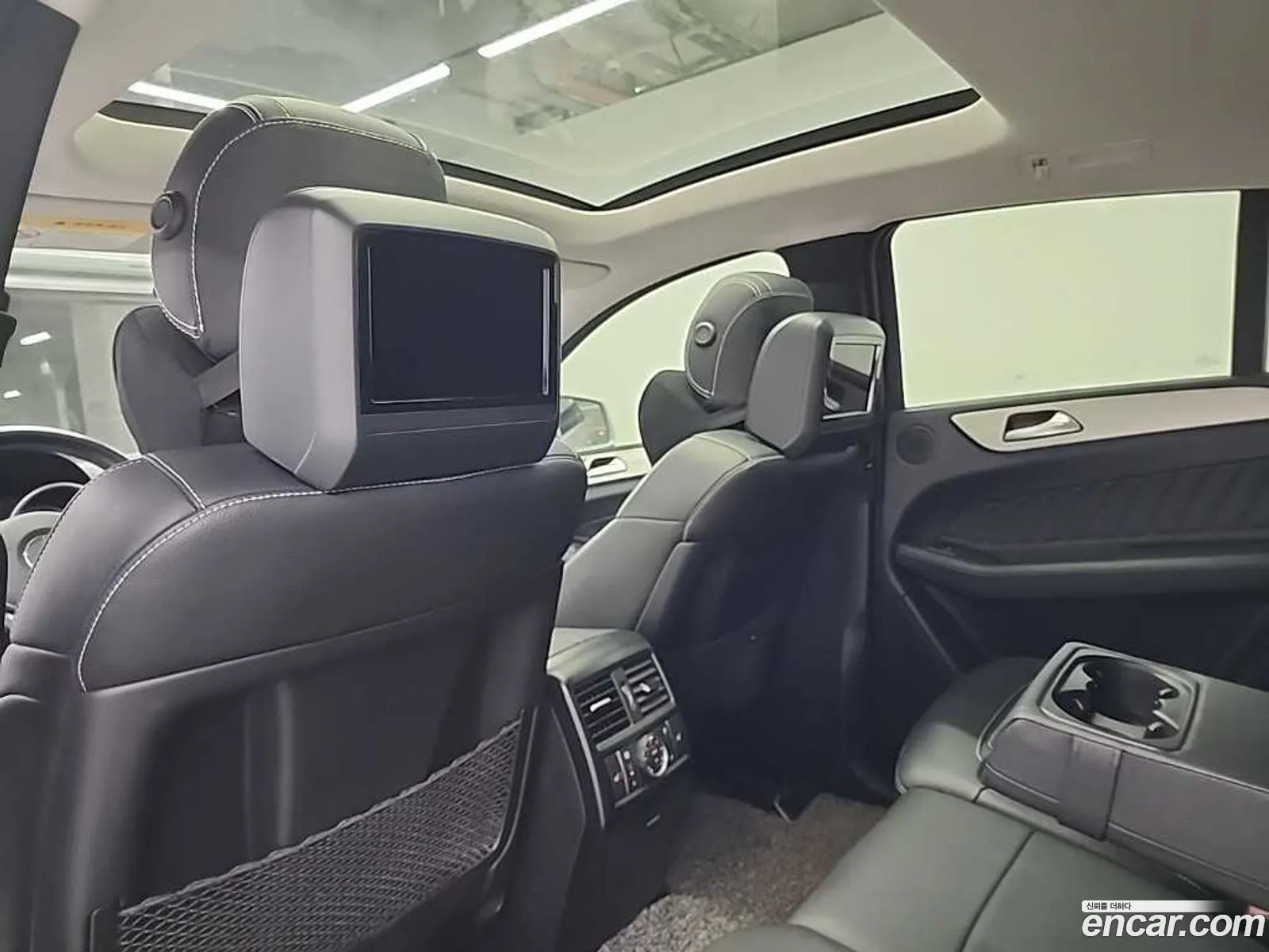 Mercedes-Benz GLE-Class W166 2017 — 14