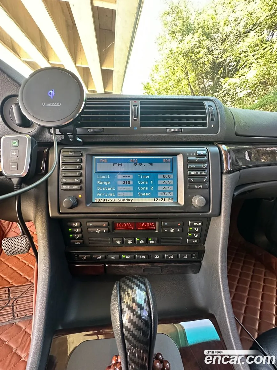 BMW 7 Series 2001 — 12