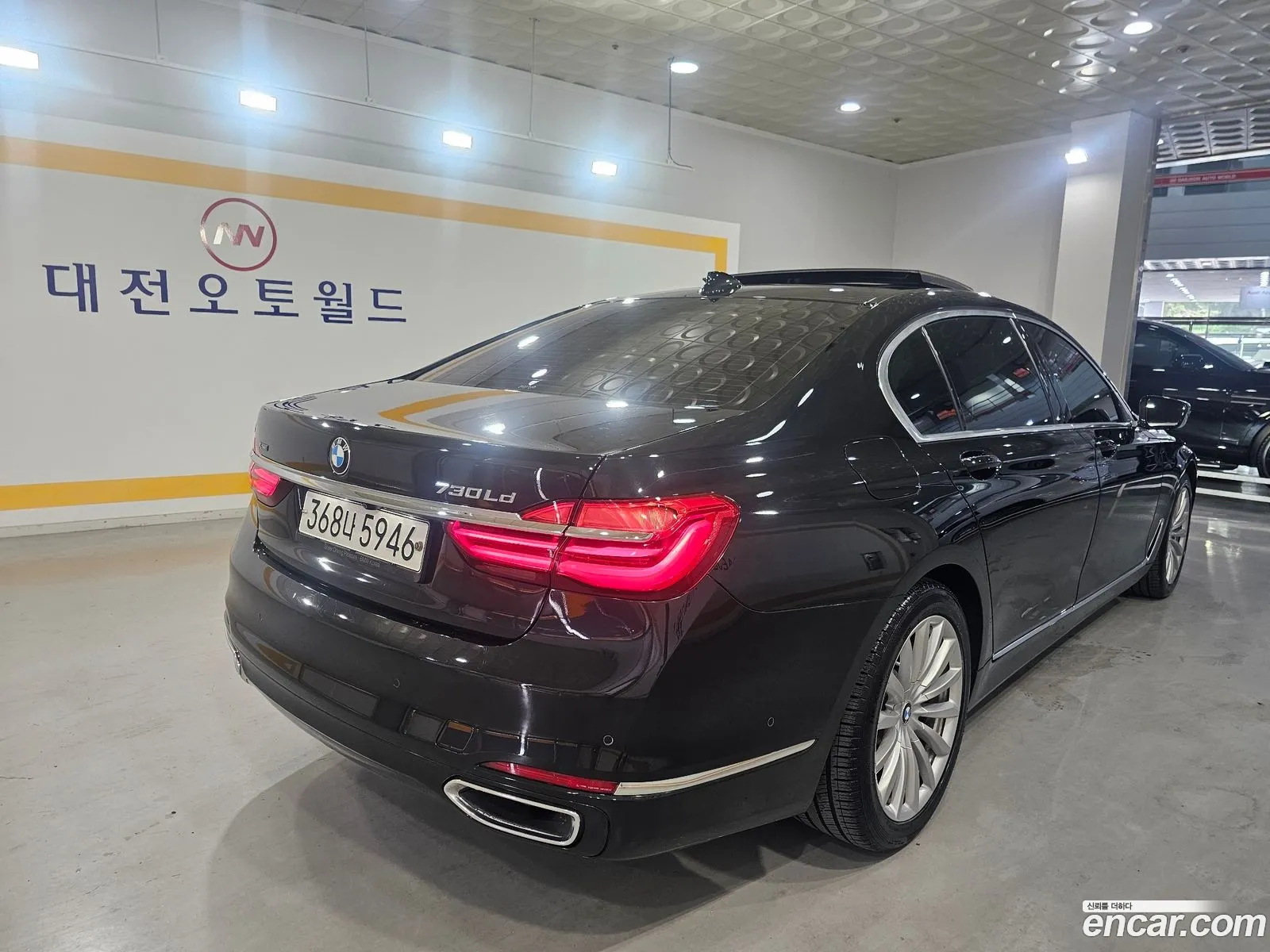 BMW 7 Series 2018 — 12