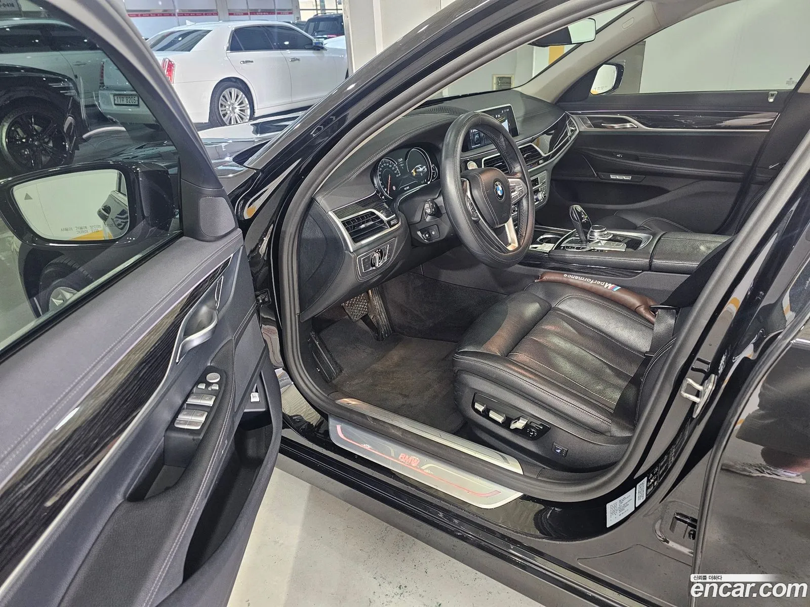 BMW 7 Series 2018 — 15