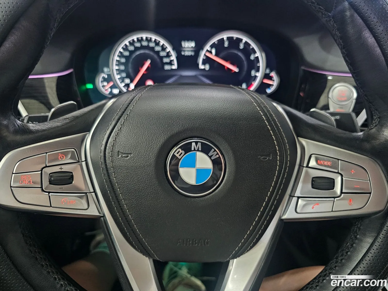 BMW 7 Series 2018 — 17