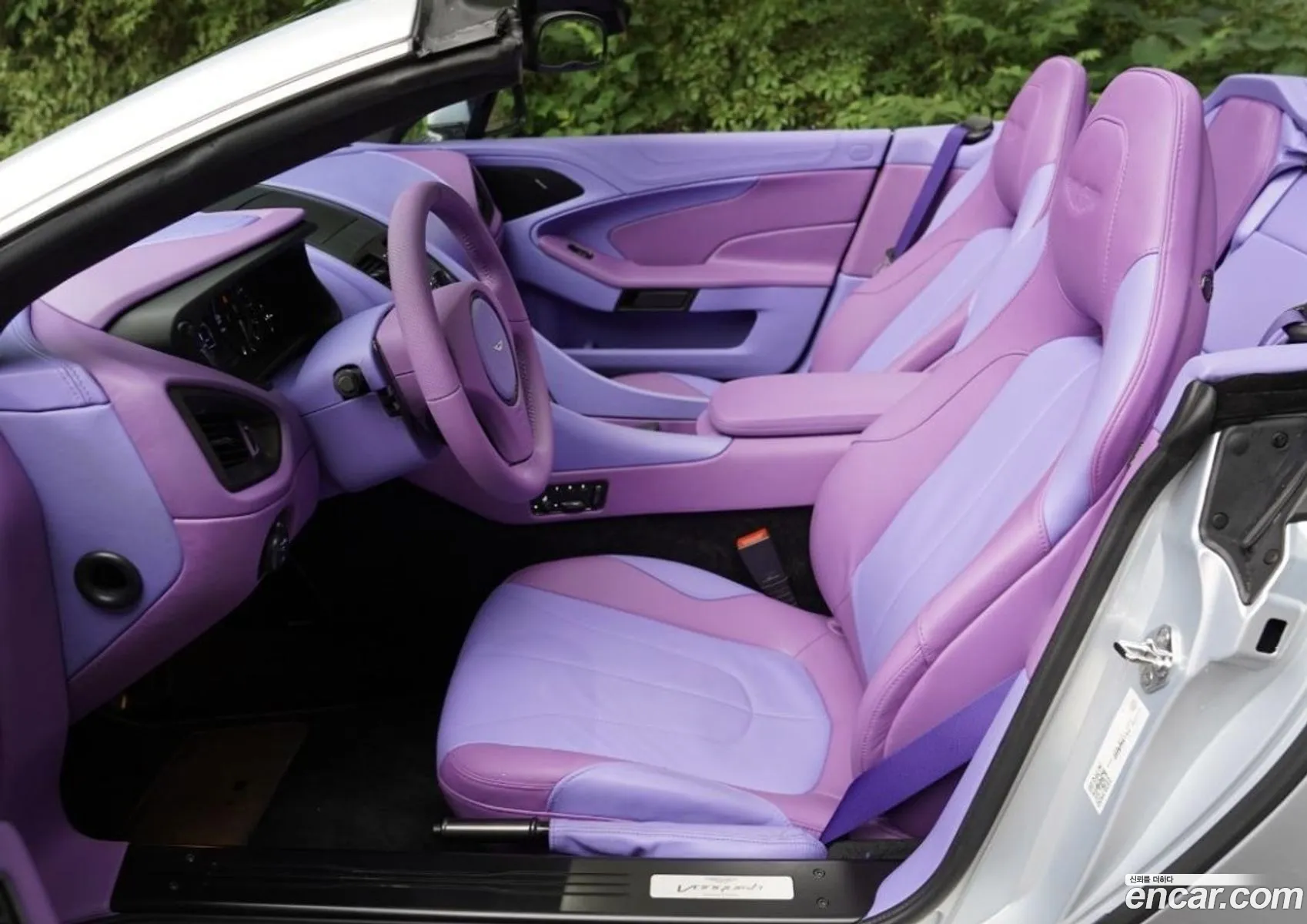 Aston Martin Vanquish