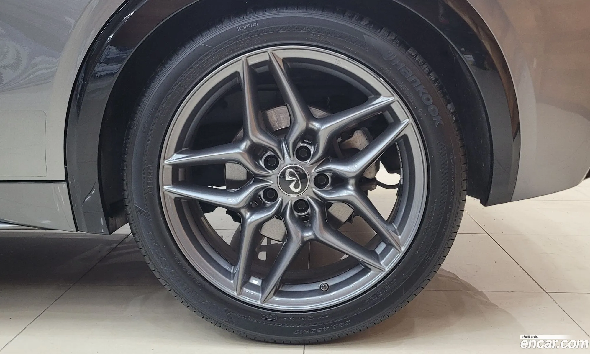 Infiniti Q30 2017 — 9