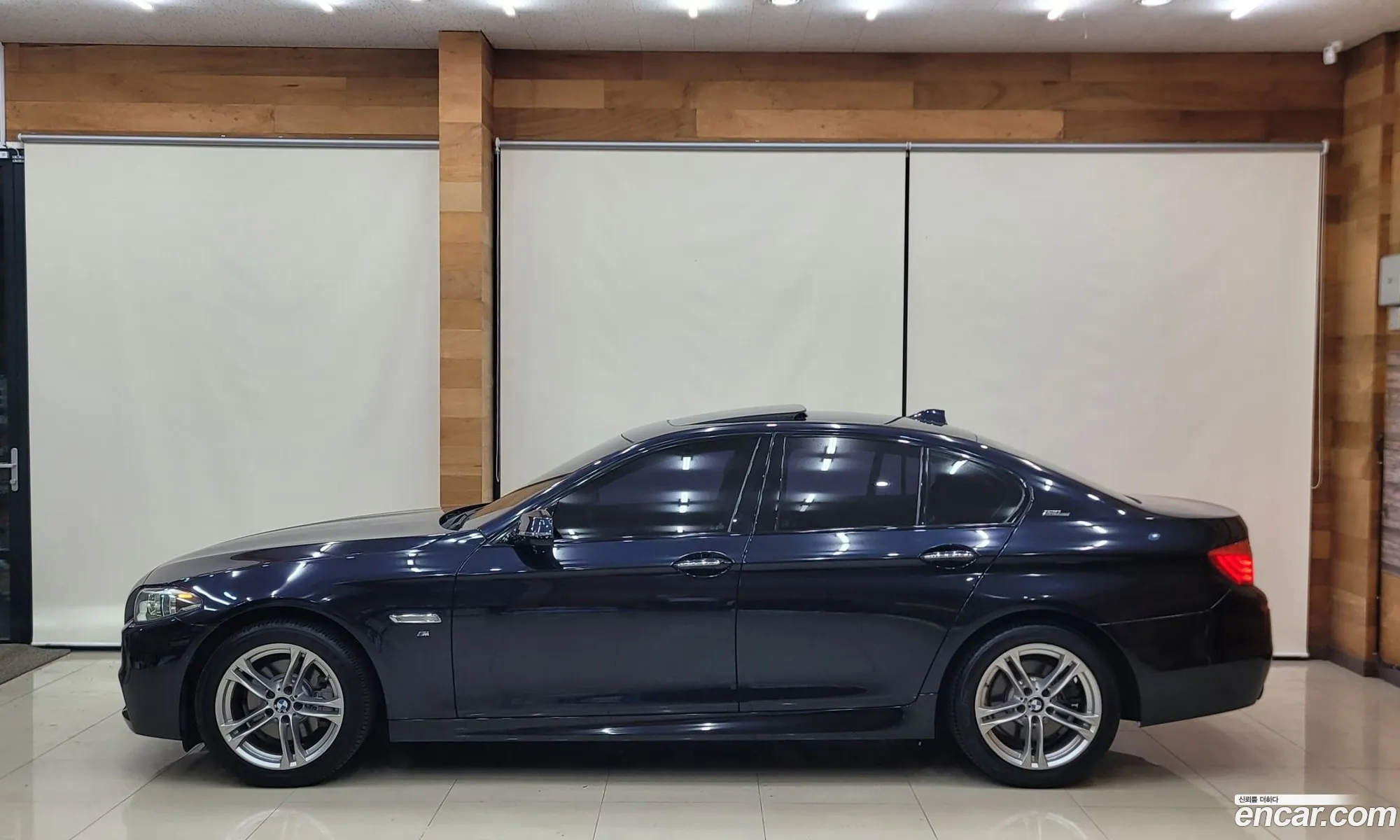 BMW 5 Series 2016 — 9