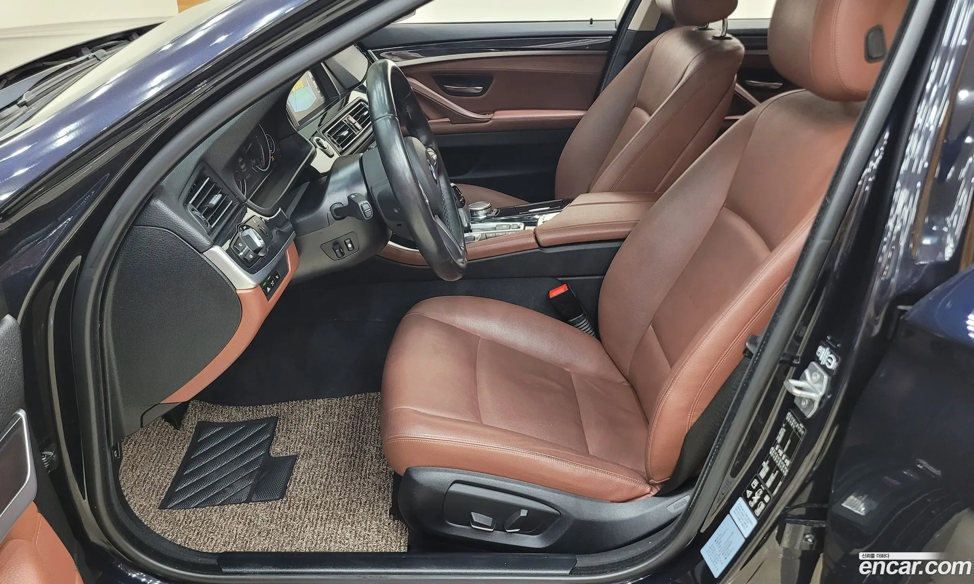 BMW 5 Series 2016 — 13
