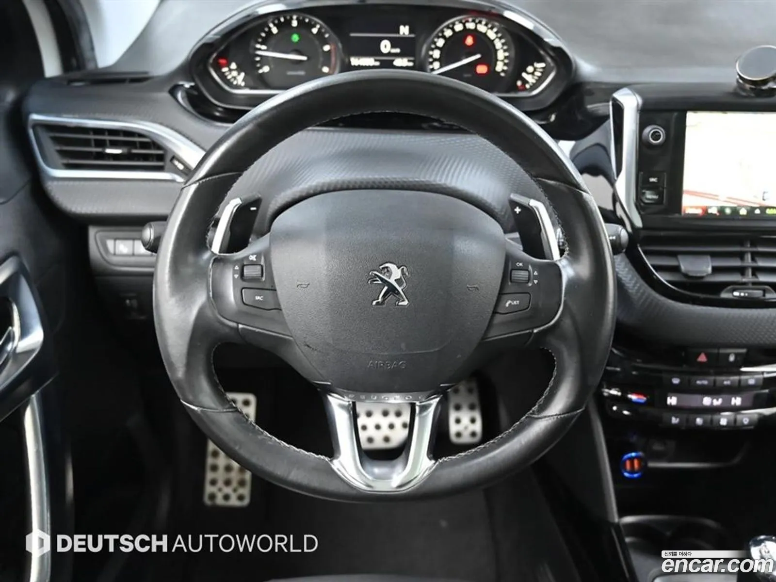Peugeot 2008 2015 — 18