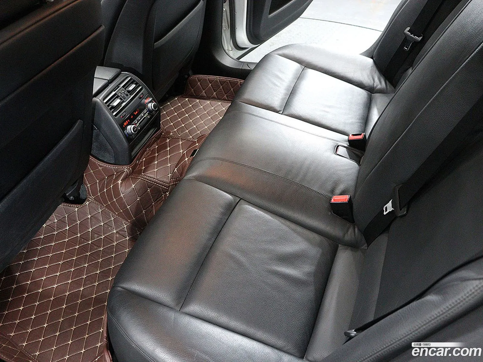 BMW 7 Series 2009 — 5