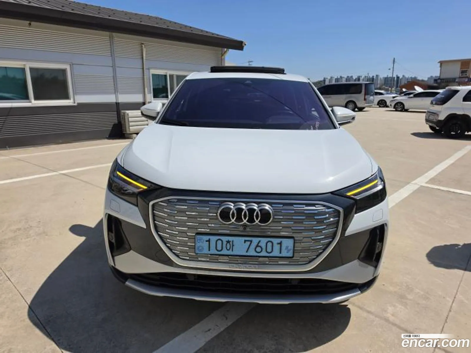 Audi Q4 e-tron 2022 — 3