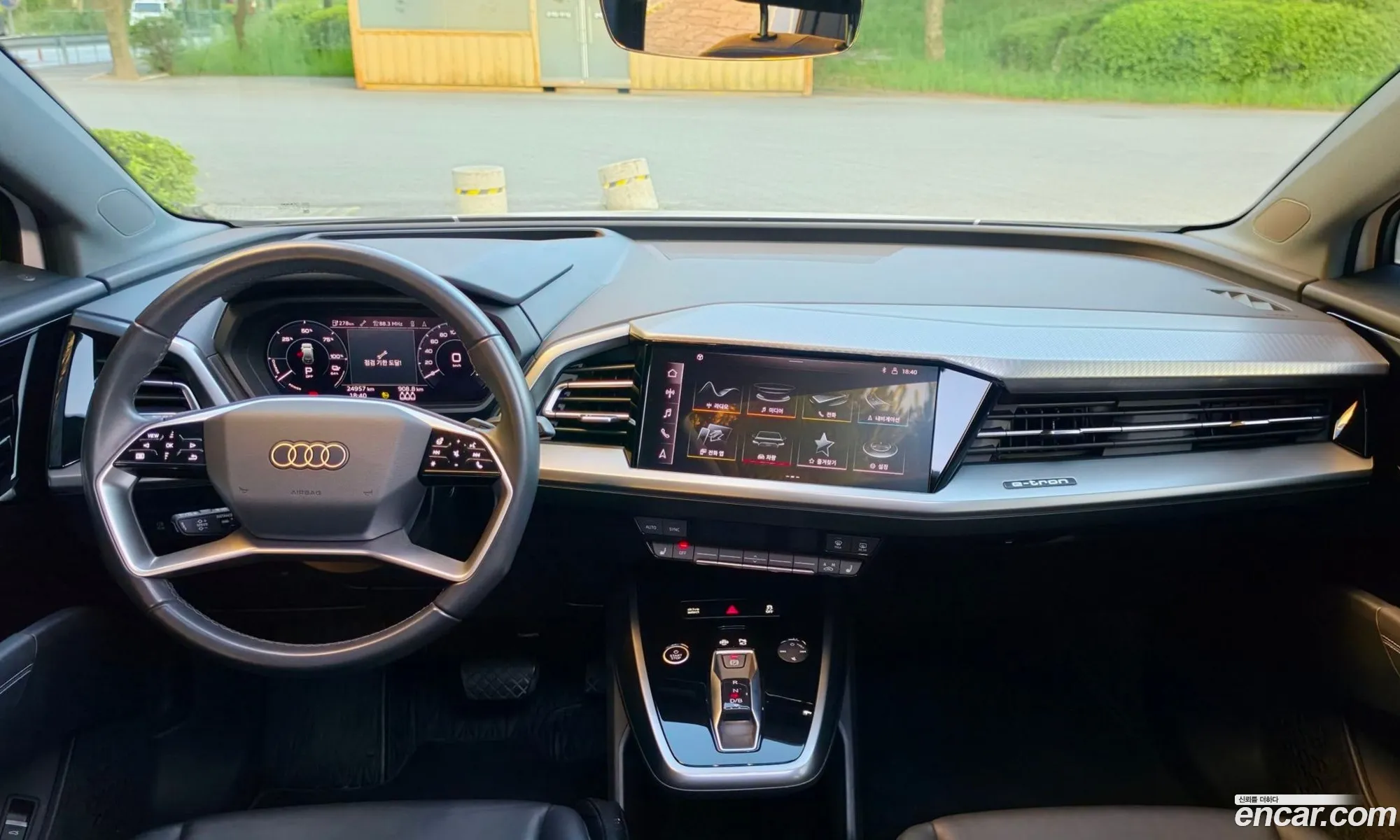 Audi Q4 e-tron 2022 — 11