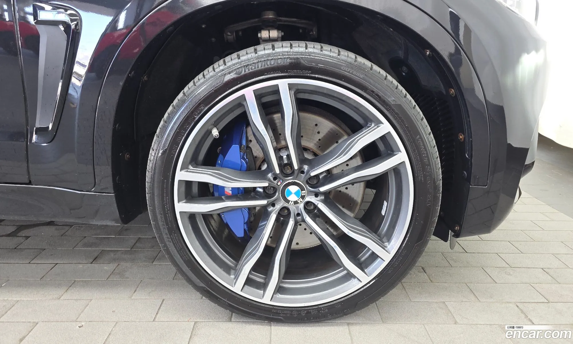 BMW X6 M 2018 WBSKW810XJ0W23768 — 32