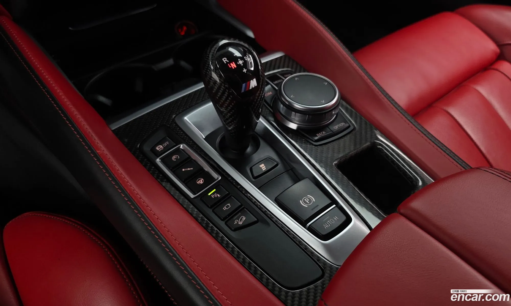 BMW X6 M 2018 WBSKW810XJ0W23768 — 27