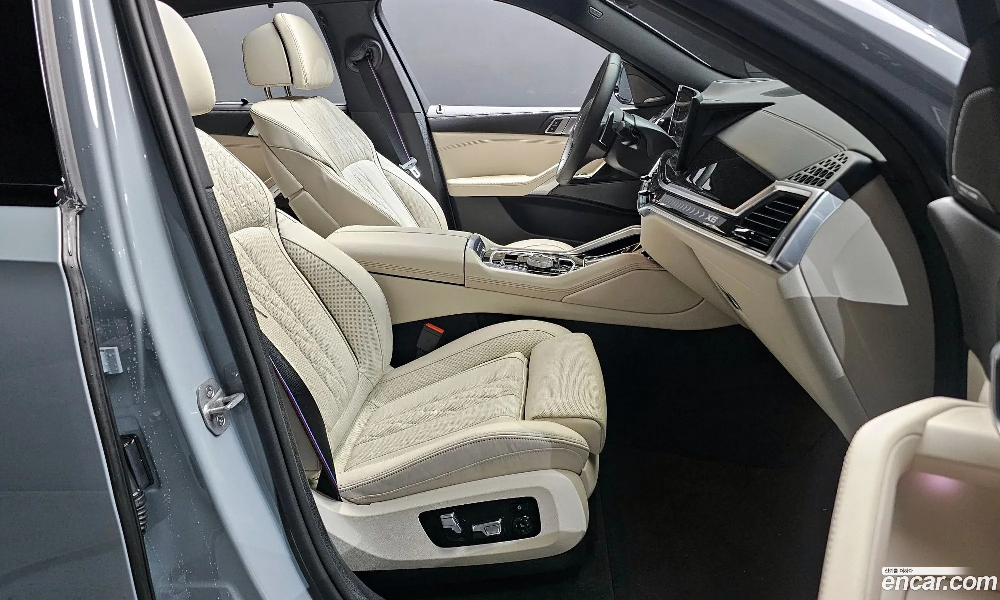 BMW X6 2025 WBA21EY00T9193352 — 4