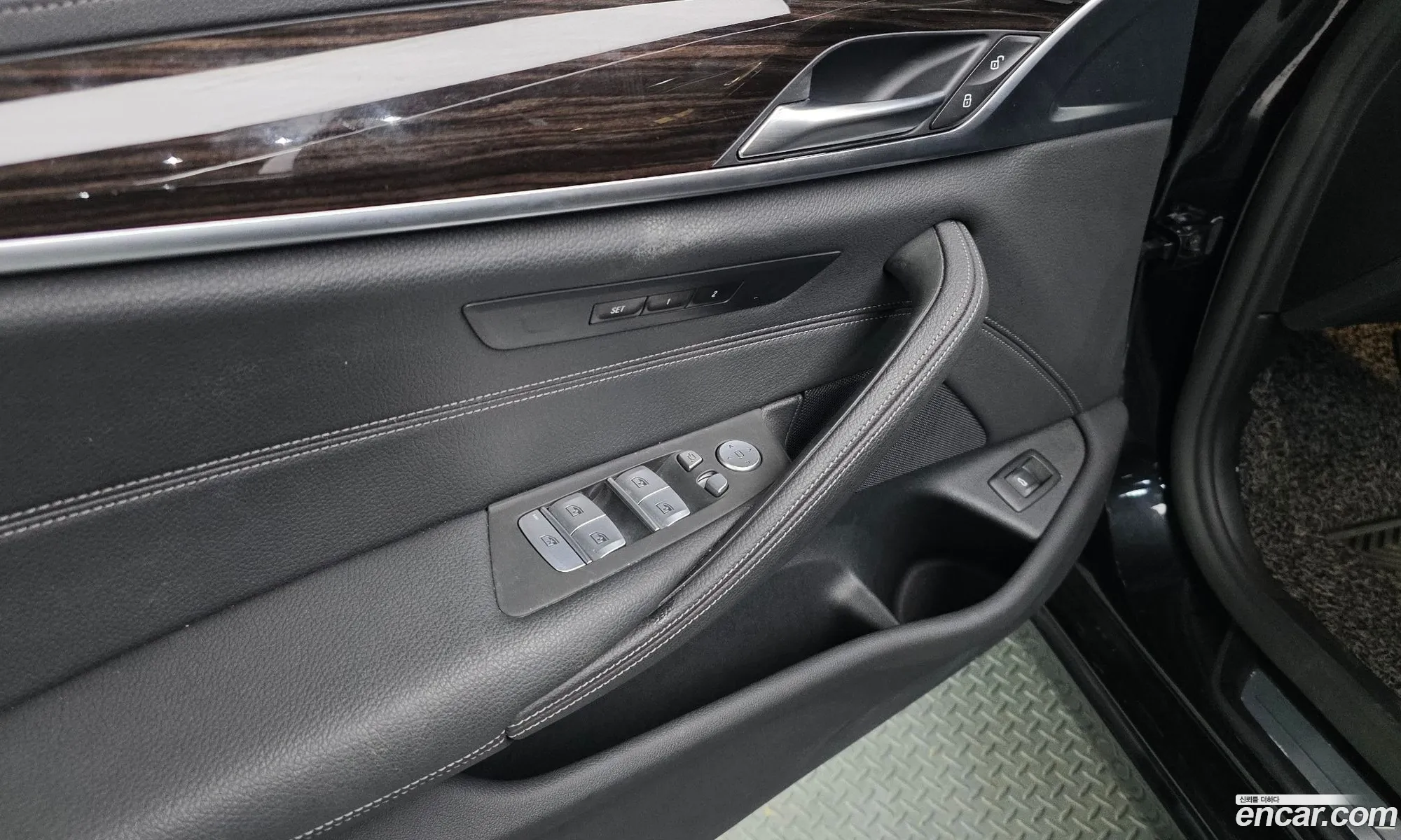 BMW 5 Series 2021 — 23