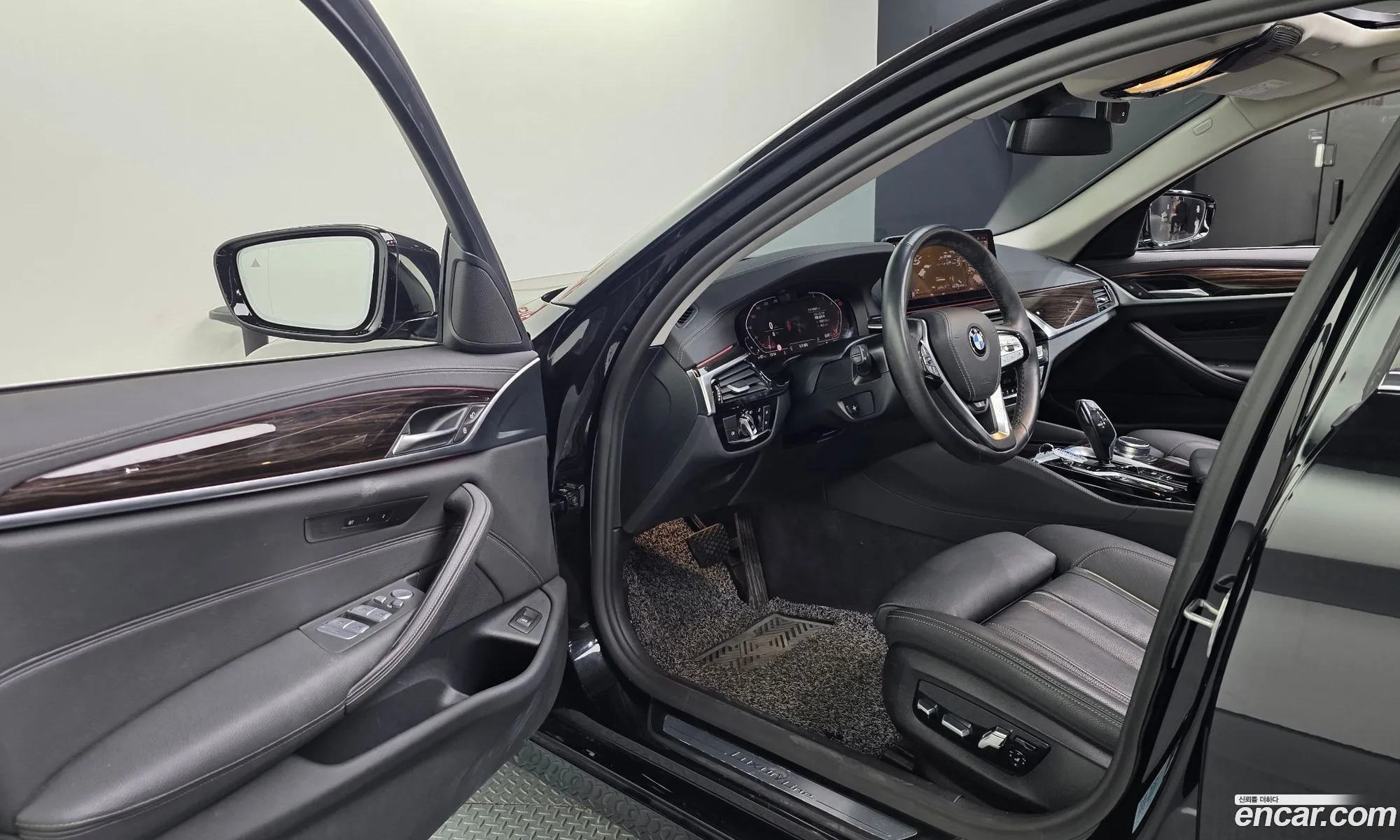 BMW 5 Series 2021 — 31