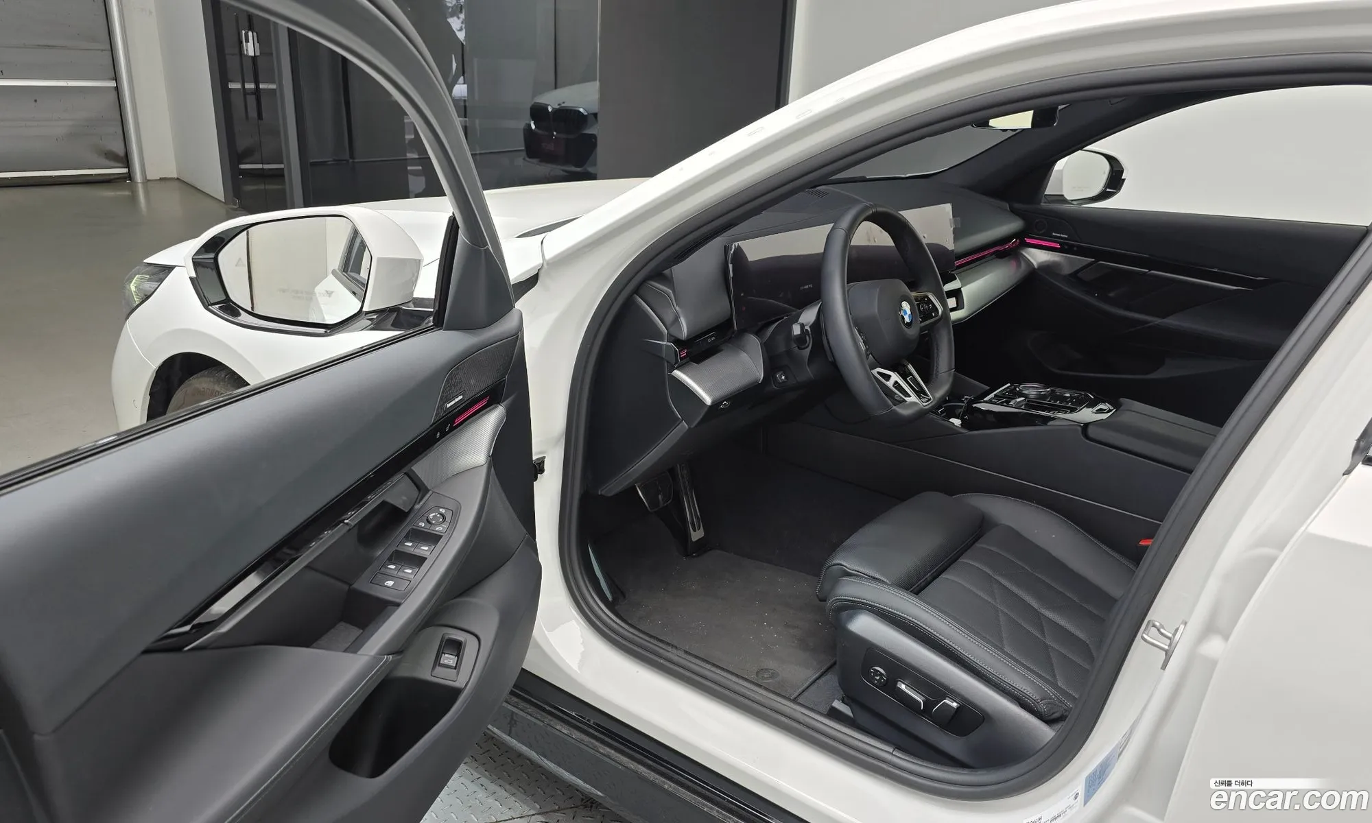 BMW 5 Series 2024 — 24