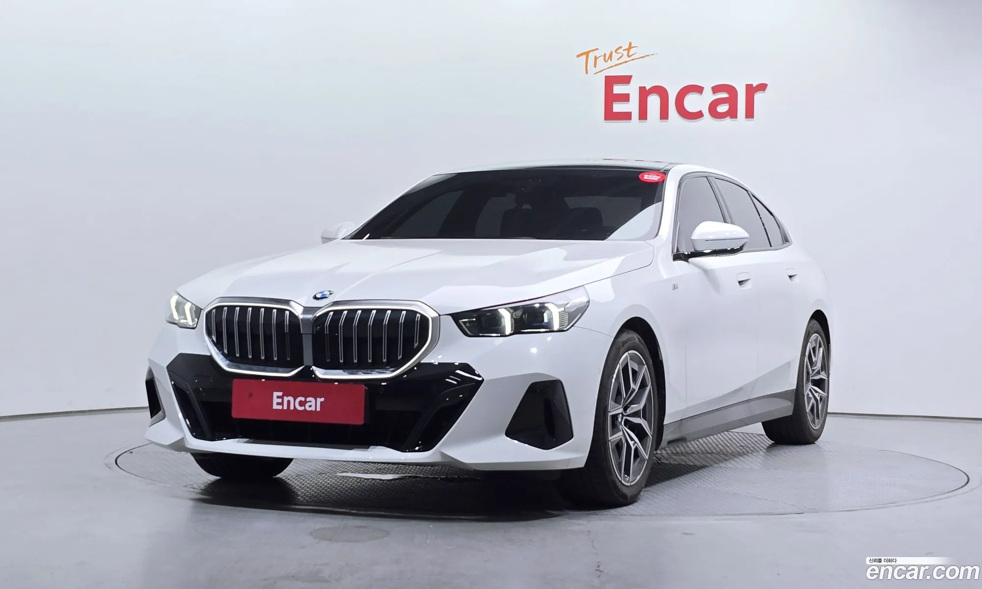 BMW 5 Series 2024 — 16