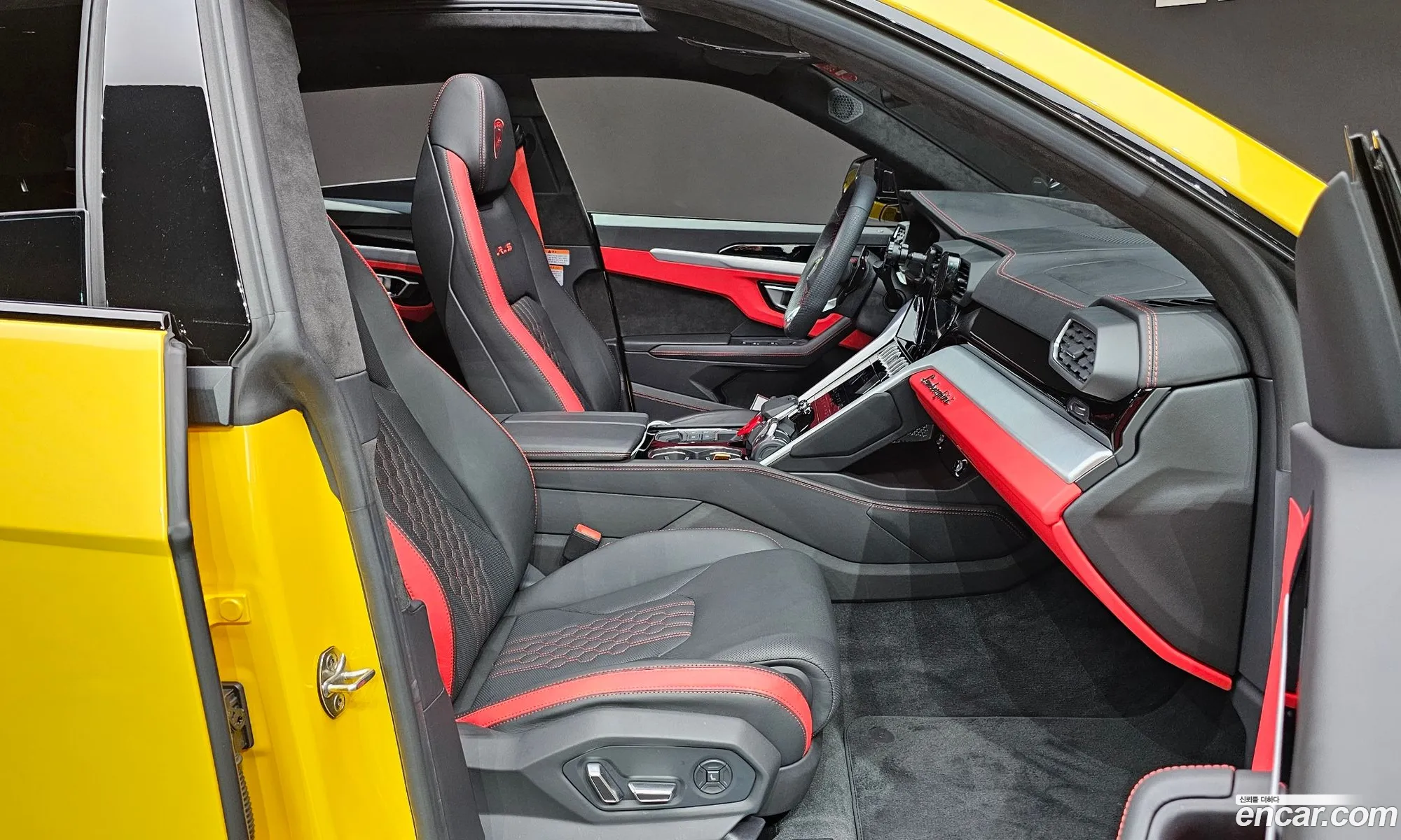 Lamborghini Urus 2024 — 10