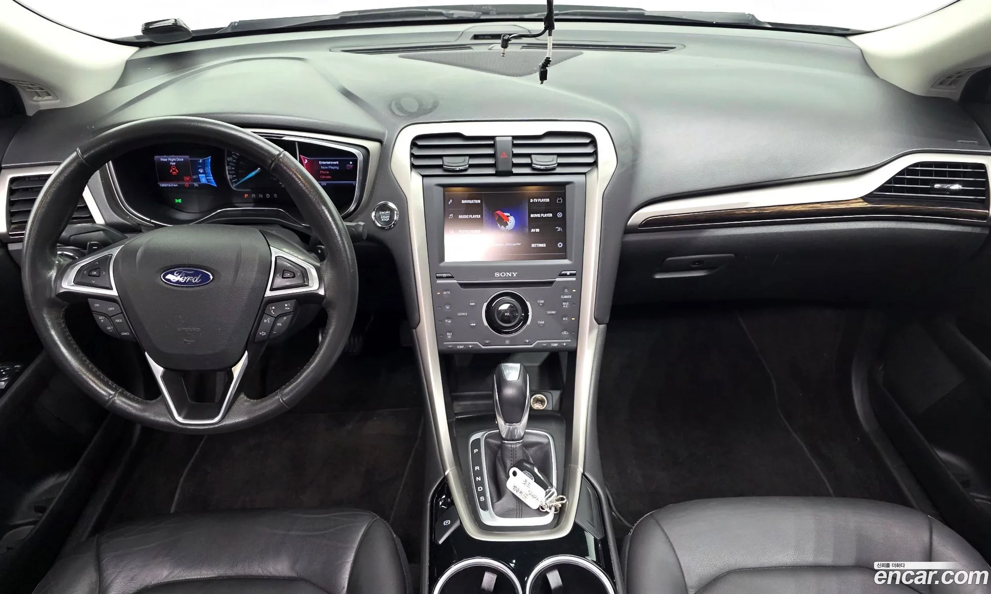 Ford Fusion 2013 — 12