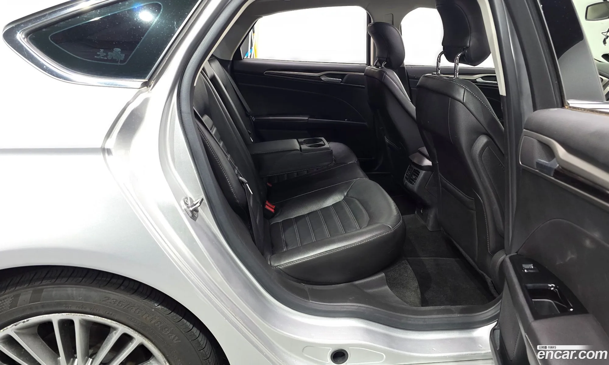 Ford Fusion 2013 — 8