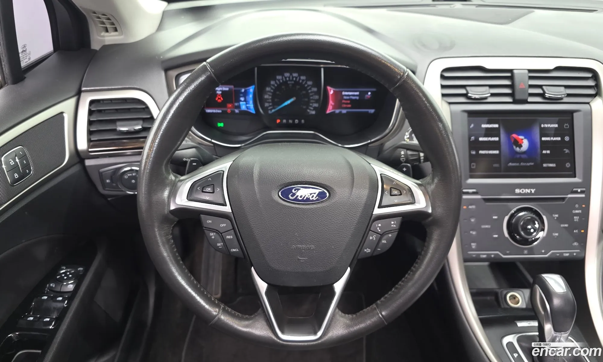 Ford Fusion 2013 — 10