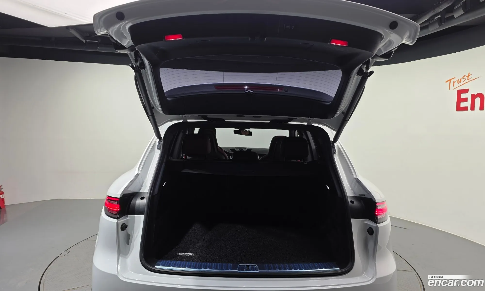 Porsche Cayenne 2019 WP1AA29Y1LDA01031 — 27