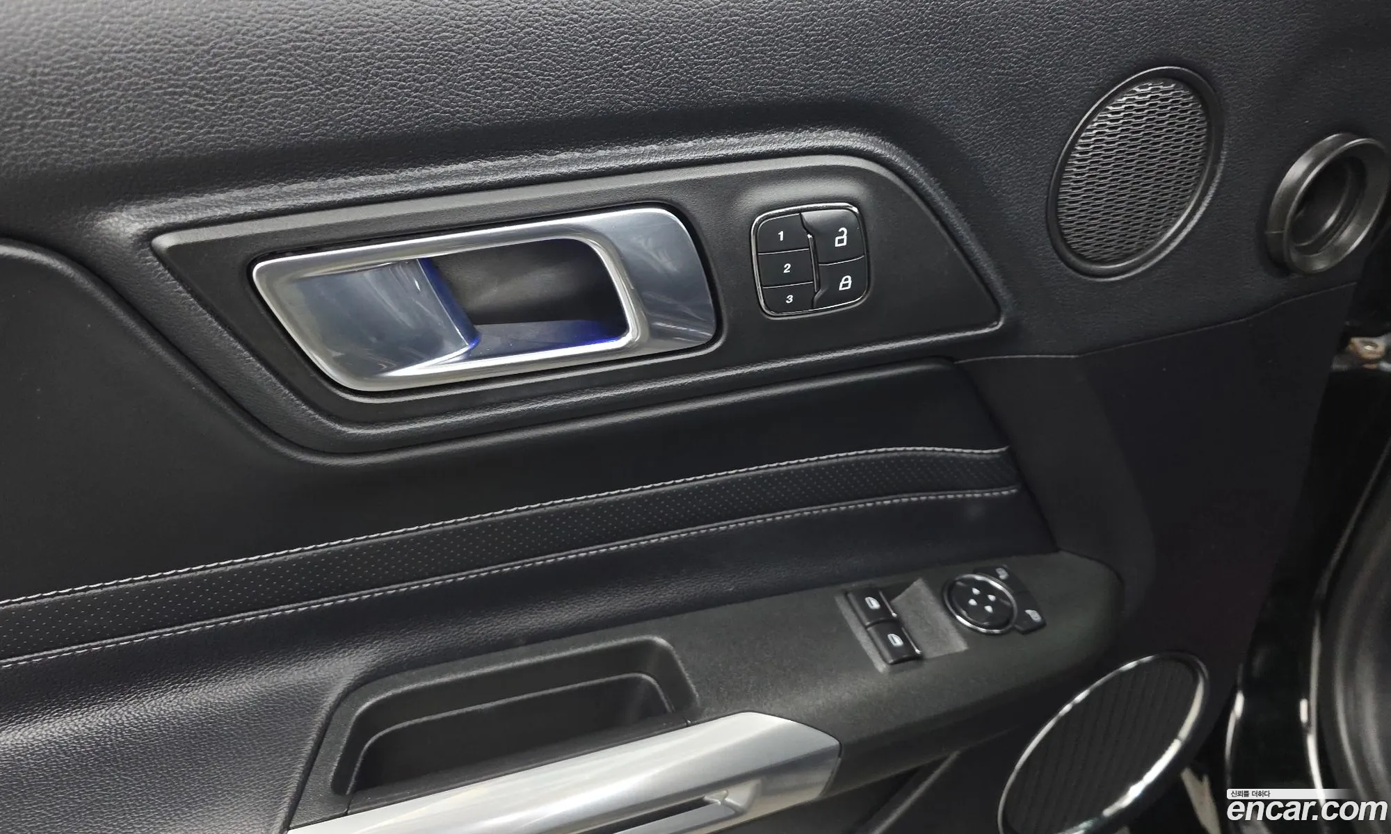 Ford Mustang 2018 — 21