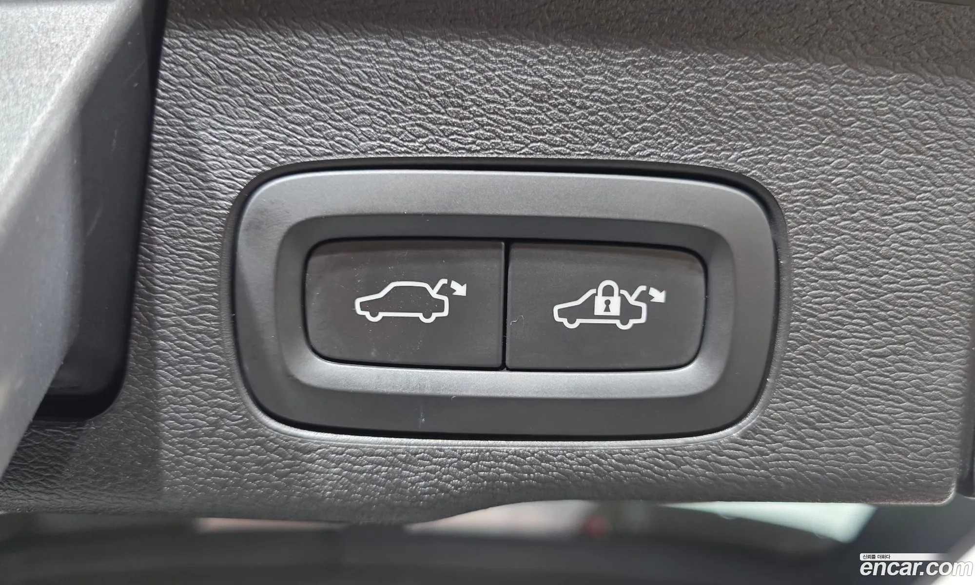 Volvo XC60 2018 — 12