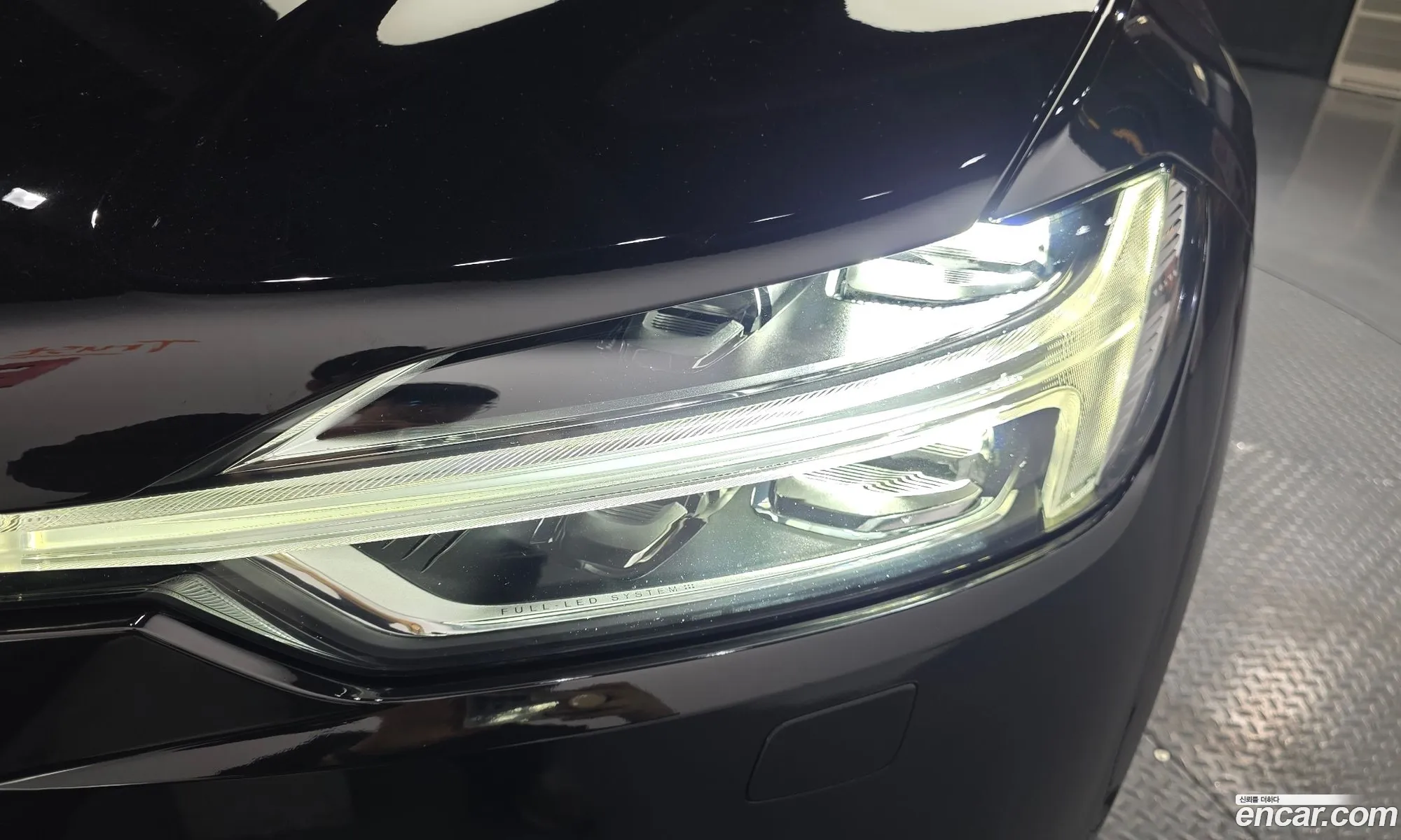 Volvo XC60 2018 — 9
