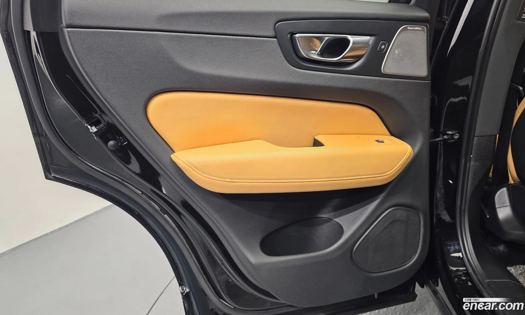 Volvo XC60 2018 — 21
