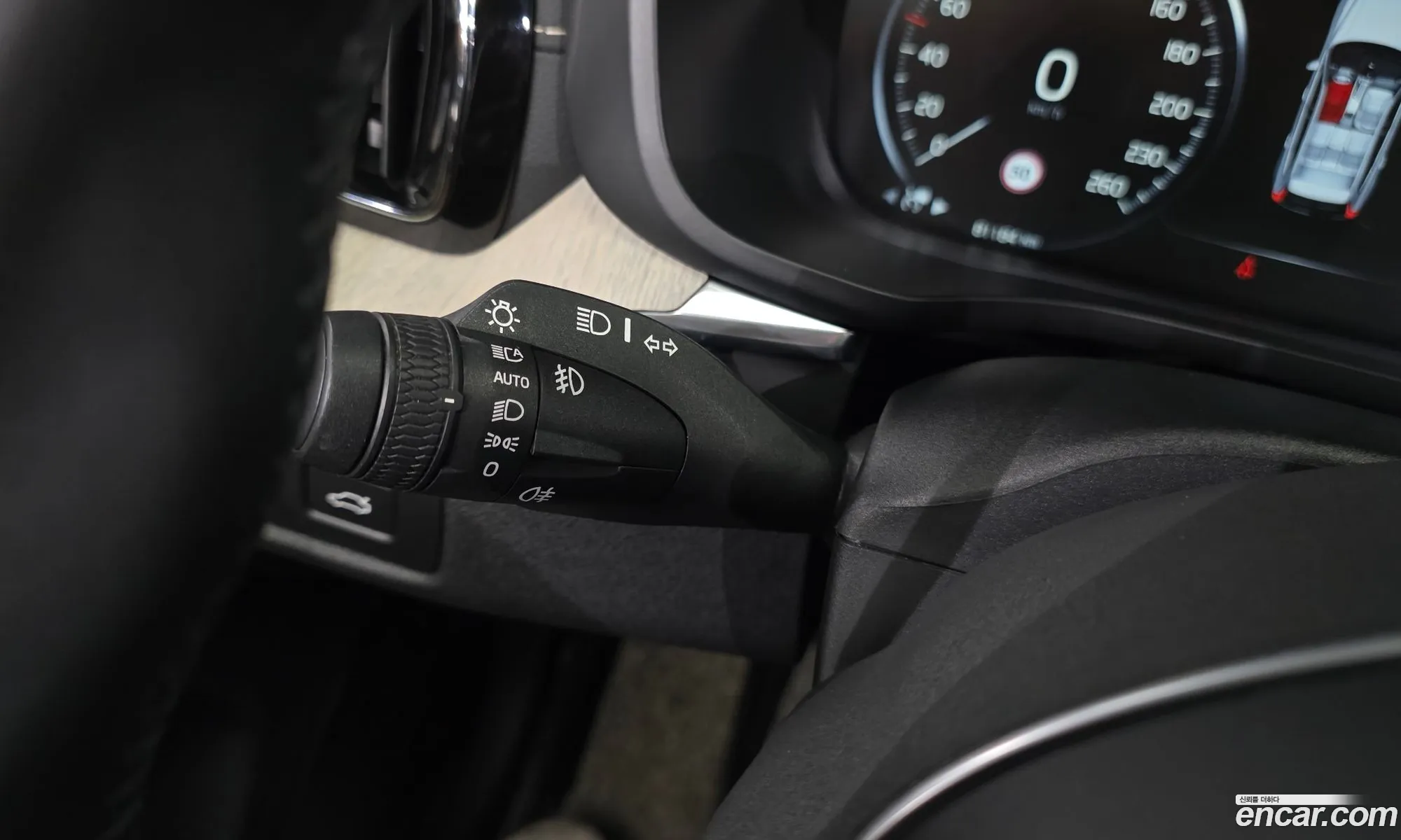 Volvo XC60 2018 — 31