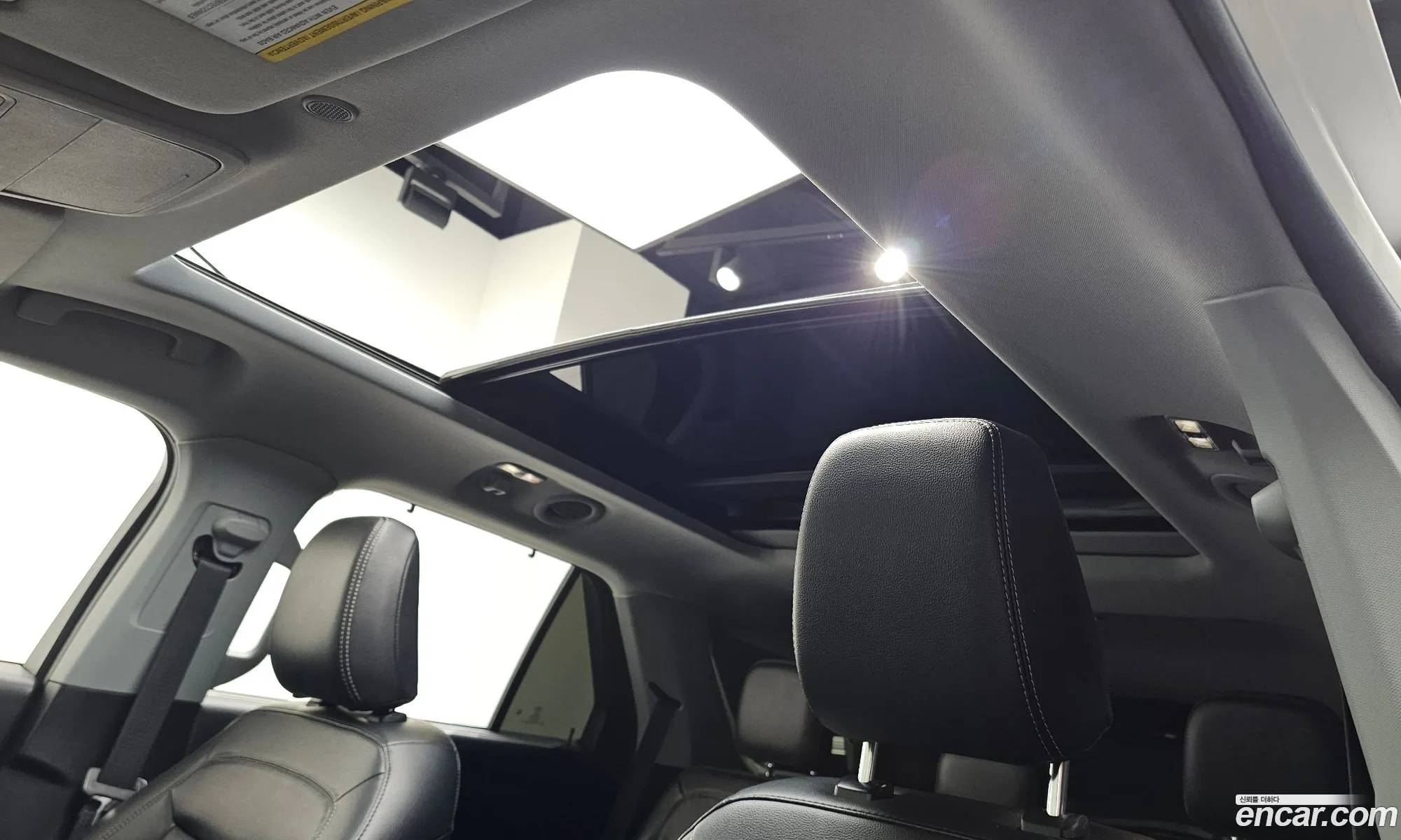 Ford Explorer 6th Gen 2021 — 5