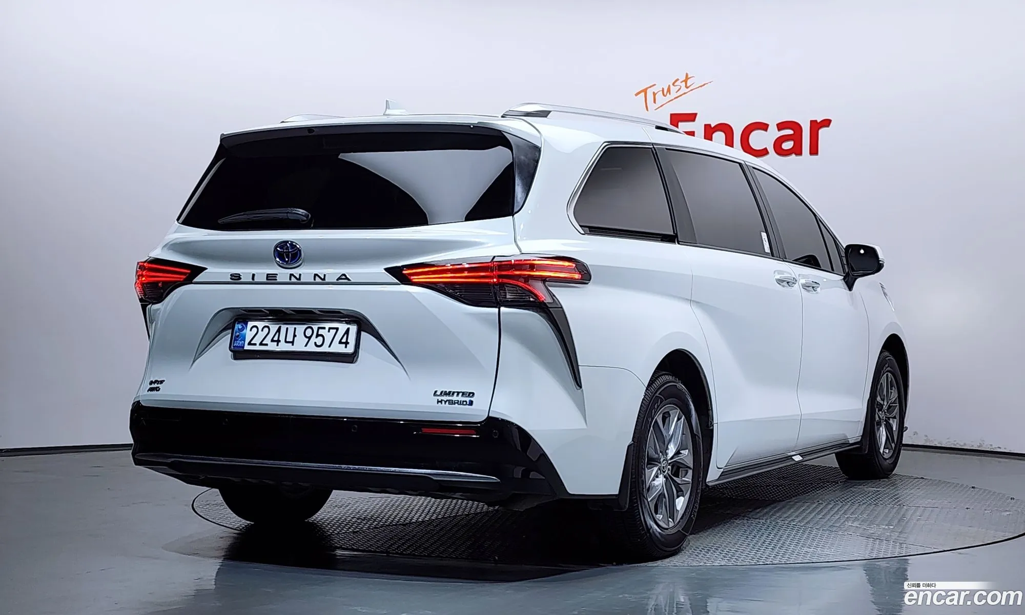 Toyota Sienna 2024 — 19
