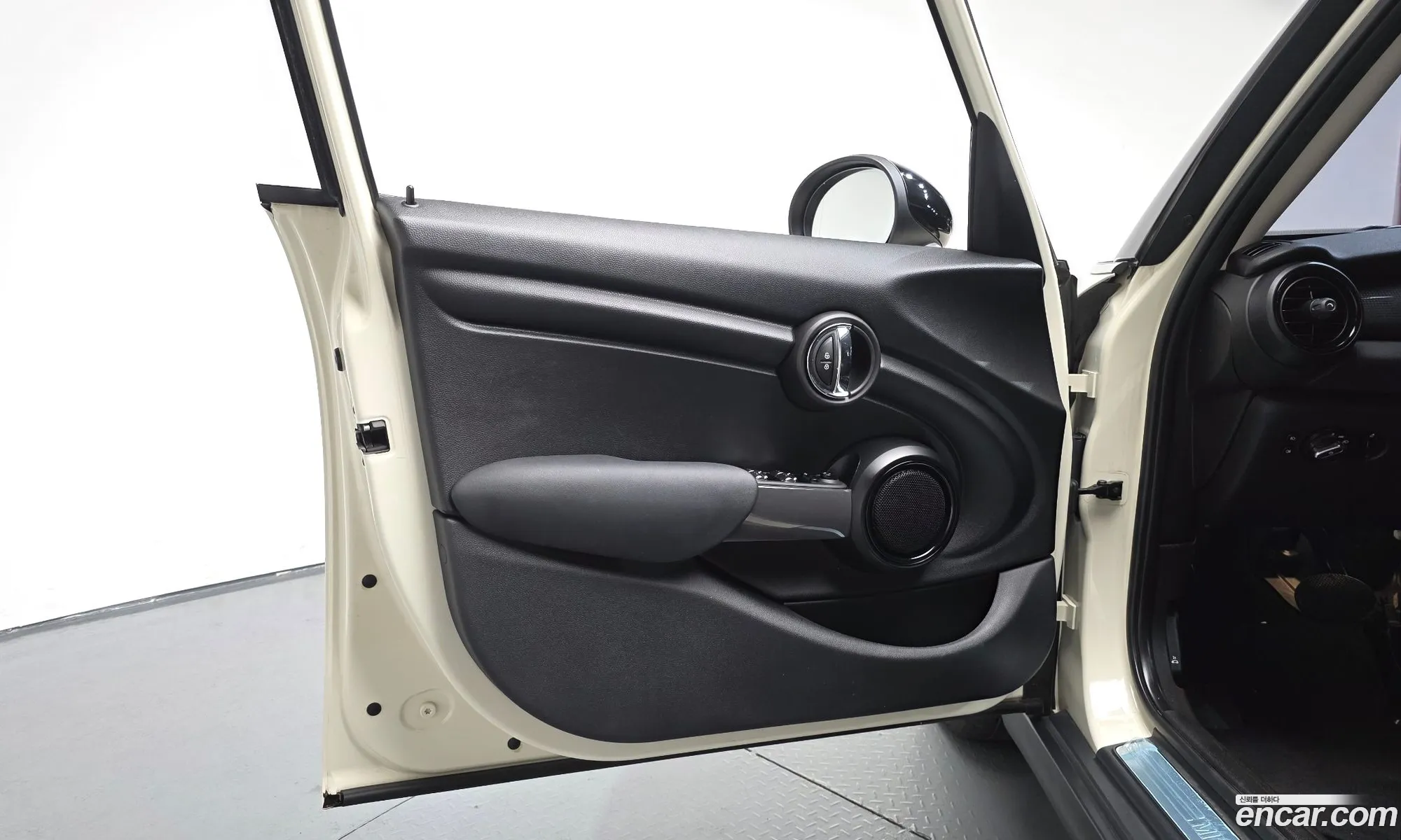 Mini Cooper 2019 WMWXU1105K2H35264 — 28