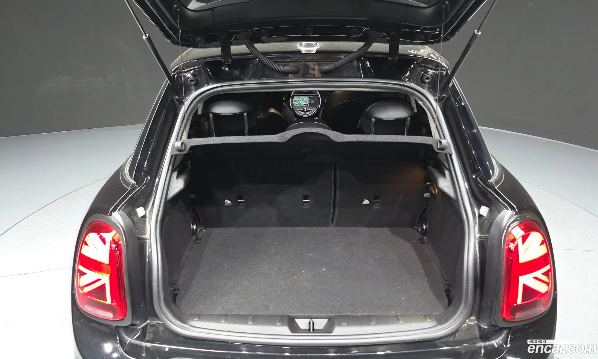 Mini Cooper 2017 WMWXU1104H2G05632 — 10