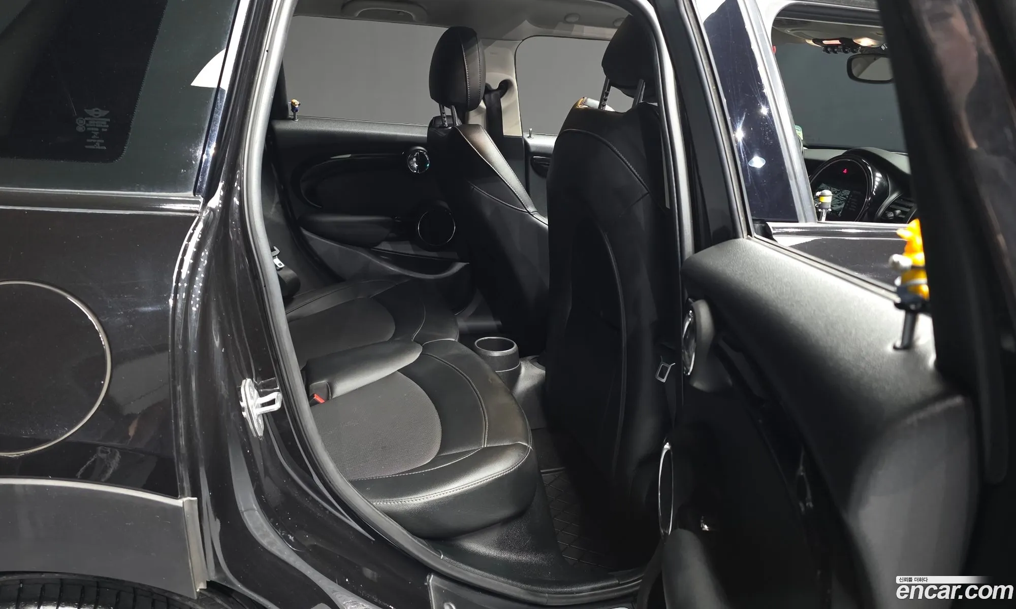 Mini Cooper 2017 WMWXU1104H2G05632 — 3