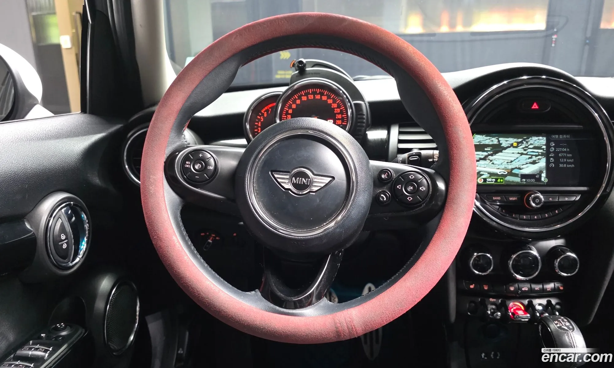 Mini Cooper 2017 WMWXU1104H2G05632 — 16