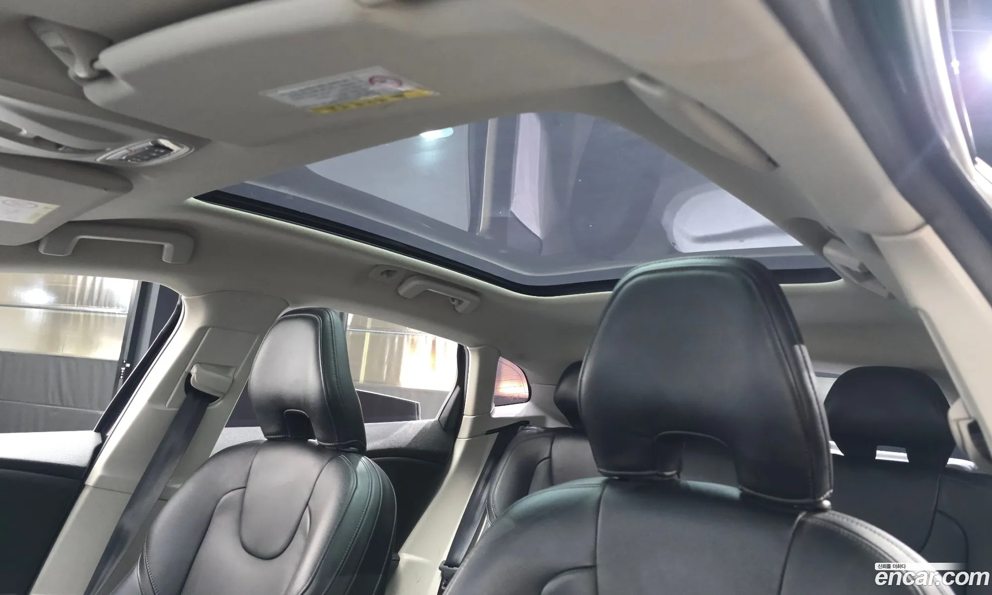 Volvo V40 2015 YV1MV79K0G2303862 — 10