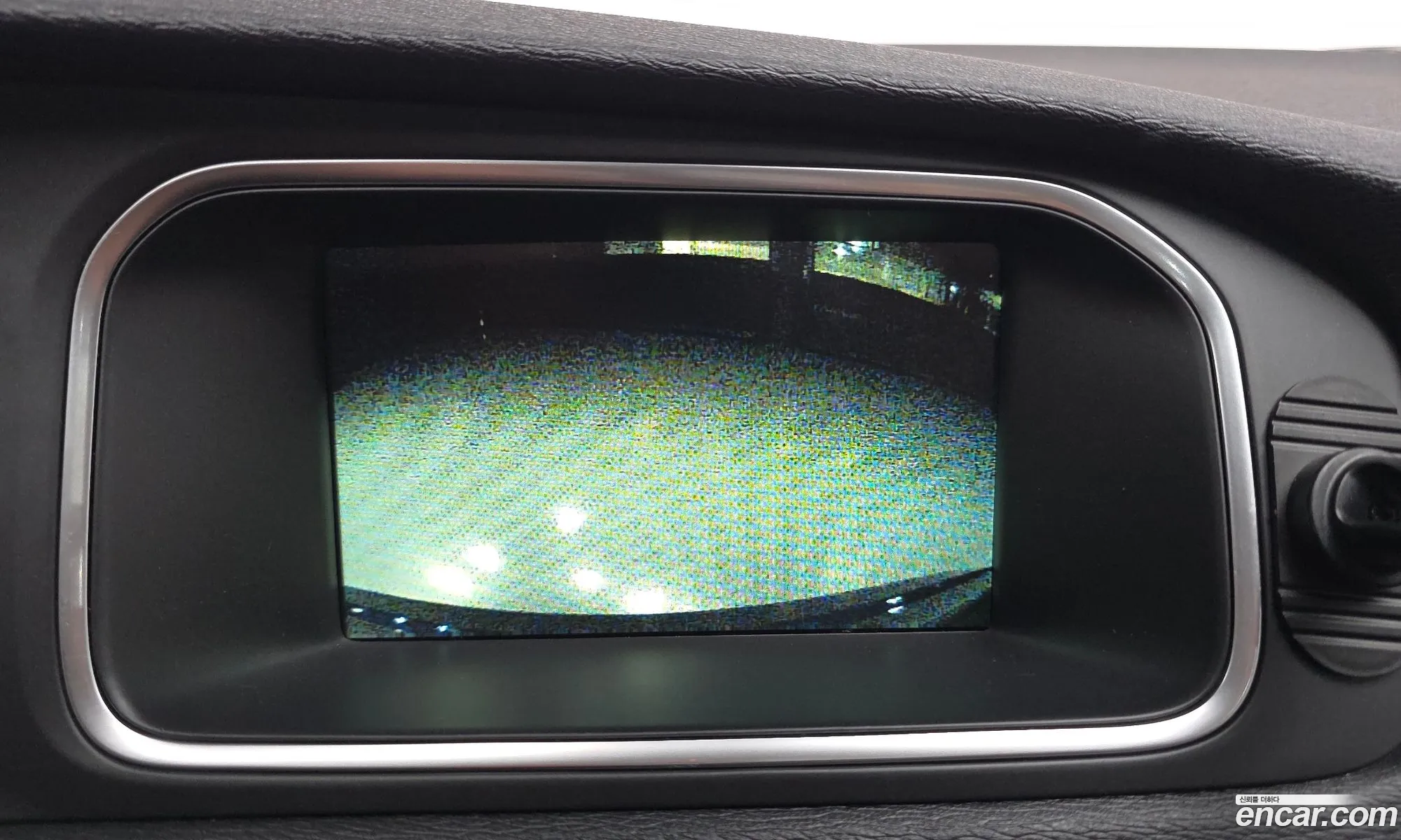 Volvo V40 2015 YV1MV79K0G2303862 — 9